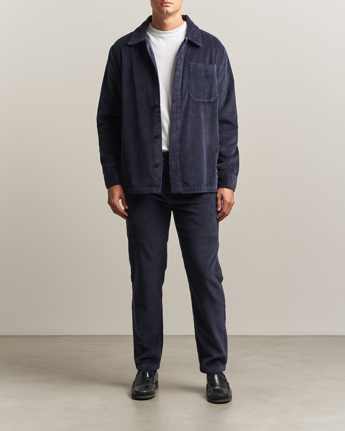 Heren | Broeken | KnowledgeCotton Apparel | Chuck Regular Cord Trousers Night Sky