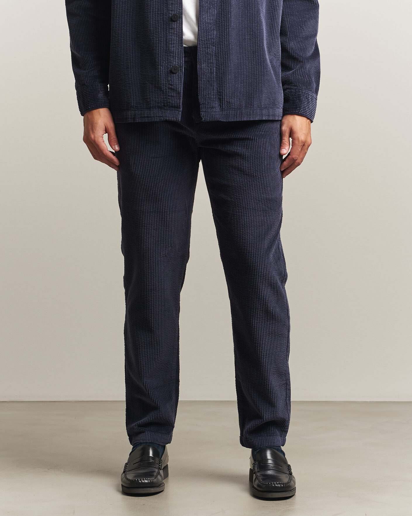 Heren | Broeken | KnowledgeCotton Apparel | Chuck Regular Cord Trousers Night Sky