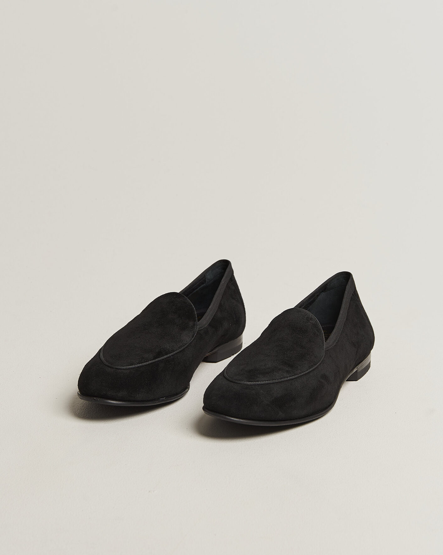 Heren | Instappers | Loake 1880 | Belgrave Black Suede Belgian Loafer Black