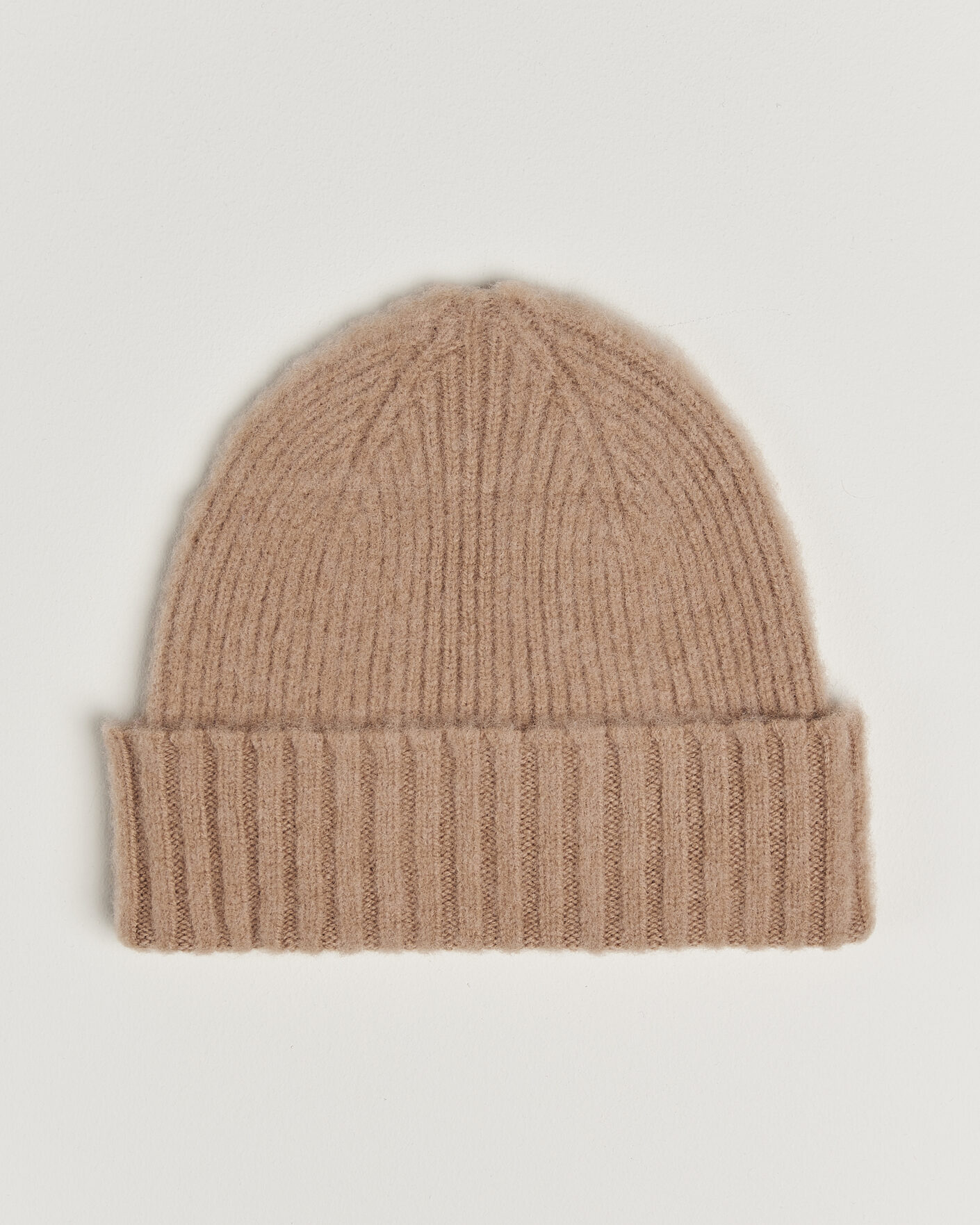Heren | Mutsen | Robert Mackie | Rona Ribbed Shaggy Lambswool Beanie Camel