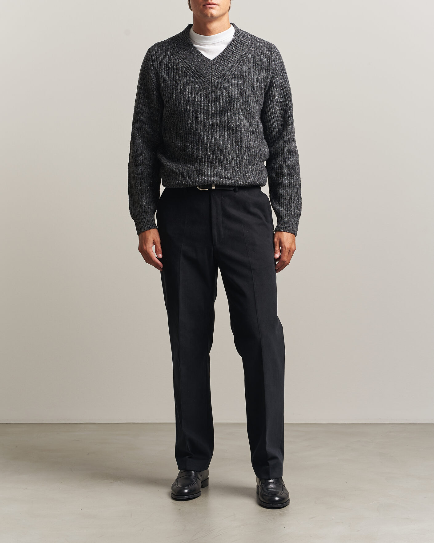 Heren | Truien | Morgano | Fisherman Ribb Donegal Knitted V-Neck Dark Grey