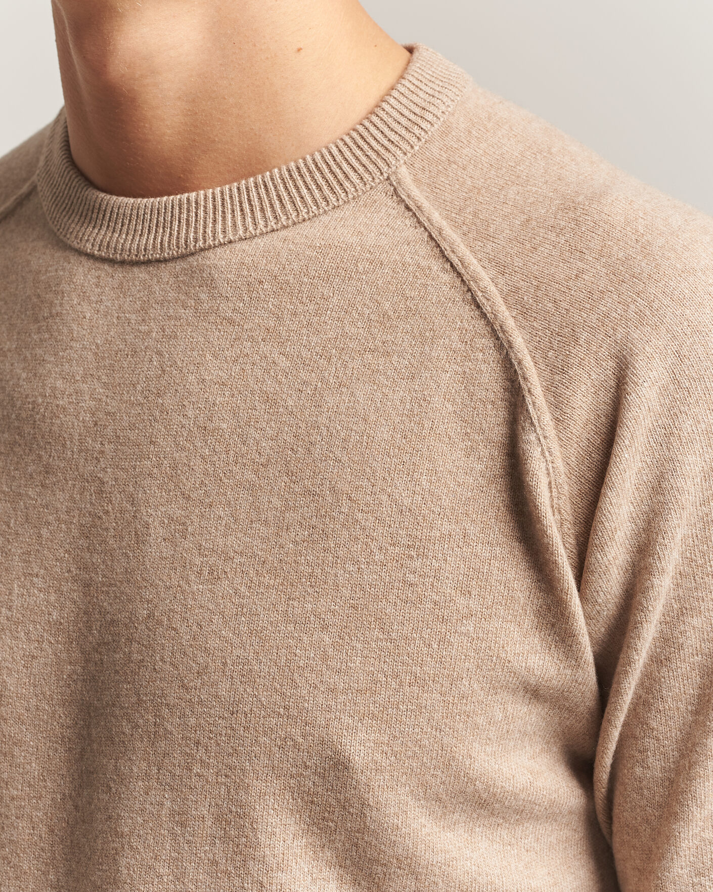 Heren | Truien | Morgano | Wool/Cashmere Raglan Crew Beige