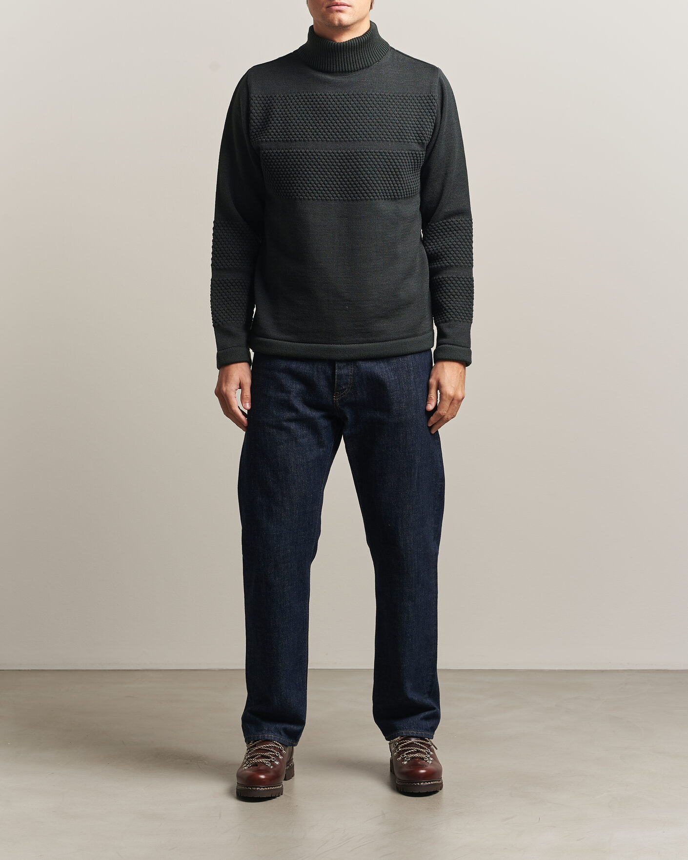 Heren | Truien | S.N.S. Herning | Fisherman High Neck Terrain Green