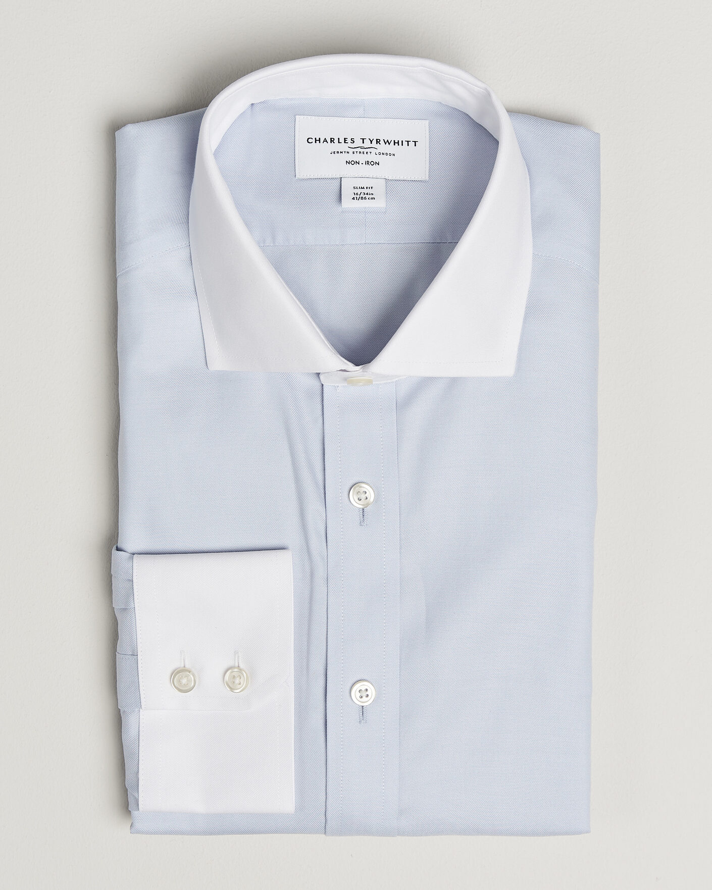 Heren | Overhemden | Charles Tyrwhitt | Slim Fit Non Iron Plain Winchester Shirt Light Blue