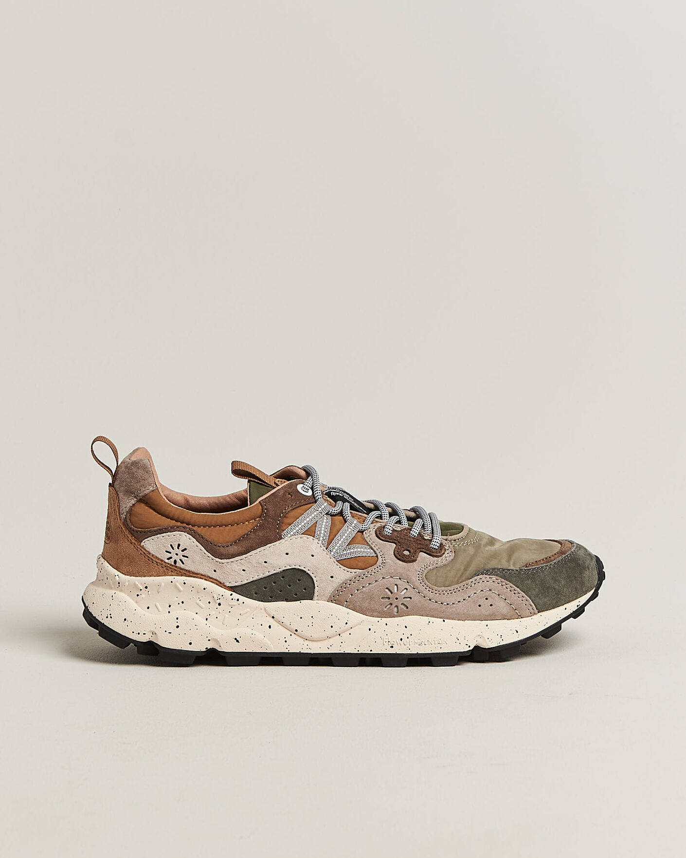 Heren | Sneakers | Flower Mountain | Yamano 3 Suede/Nylon Sneaker Grey/Onion