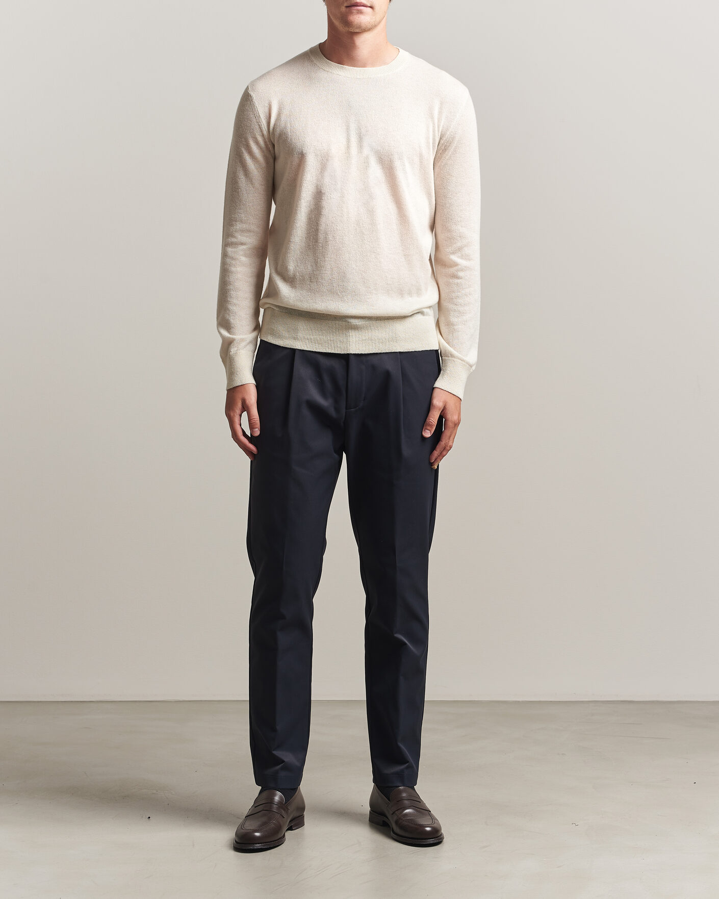 Heren | Broeken | Herno | Pleated Technical Cotton Trousers Navy