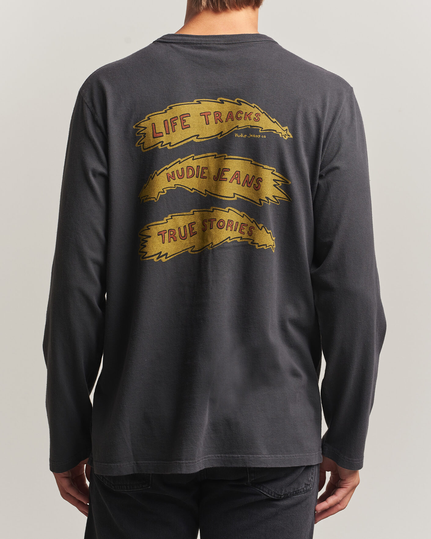 Heren | T-shirts | Nudie Jeans | Rudi Life Tracks II Long Sleeved T-Shirt Antracite