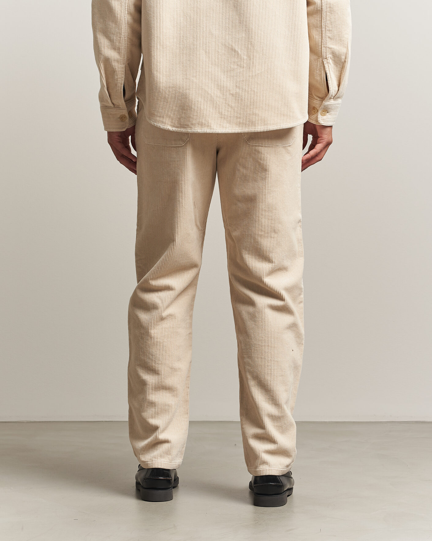 Heren | Broeken | LES DEUX | Corduroy Tapered Pants Ivory