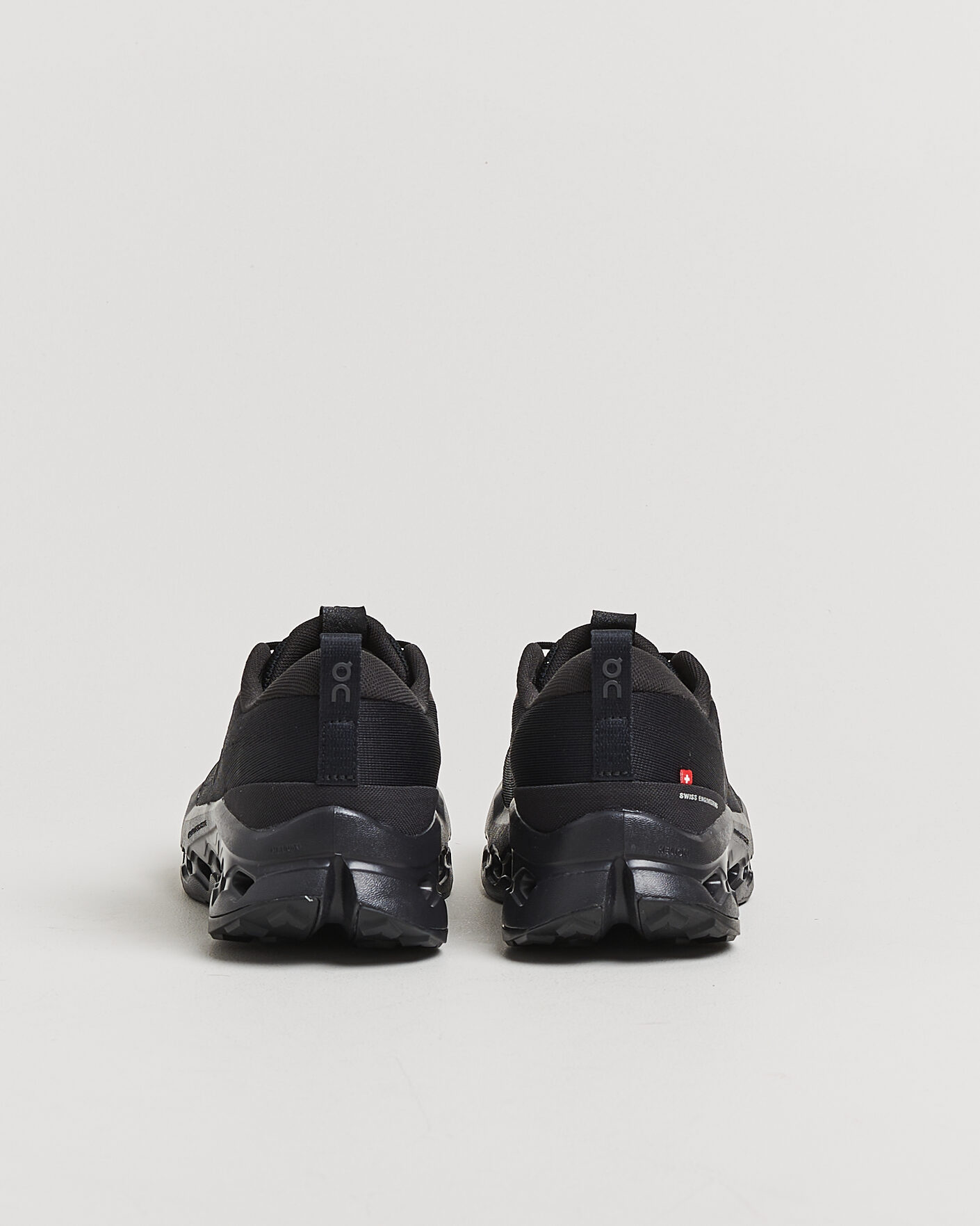 Heren | Hardloopschoenen | On | Cloudsurfer Trail 2 Black/Eclipse
