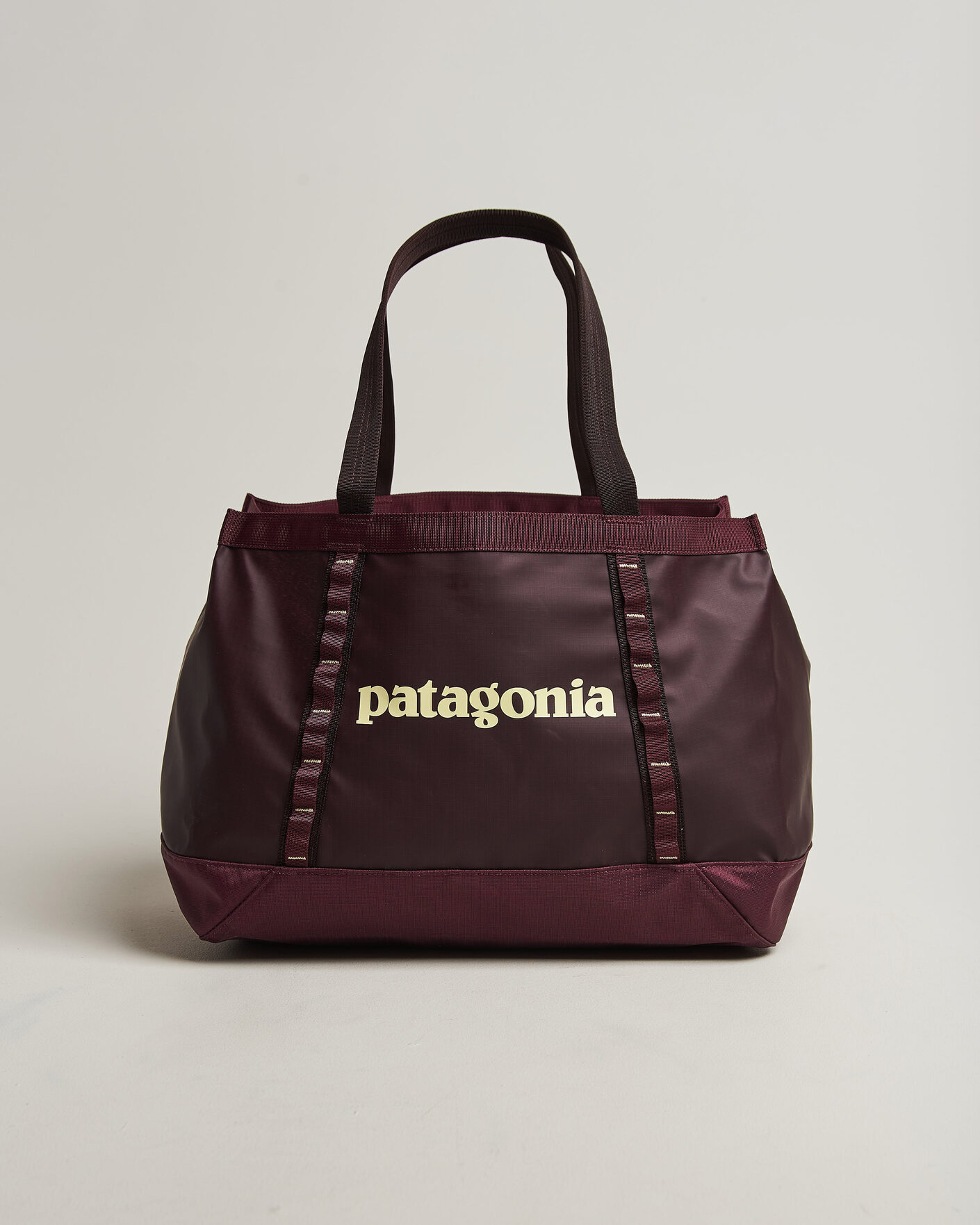 Heren | Tassen | Patagonia | Black Hole Tote 25L Berry Fig