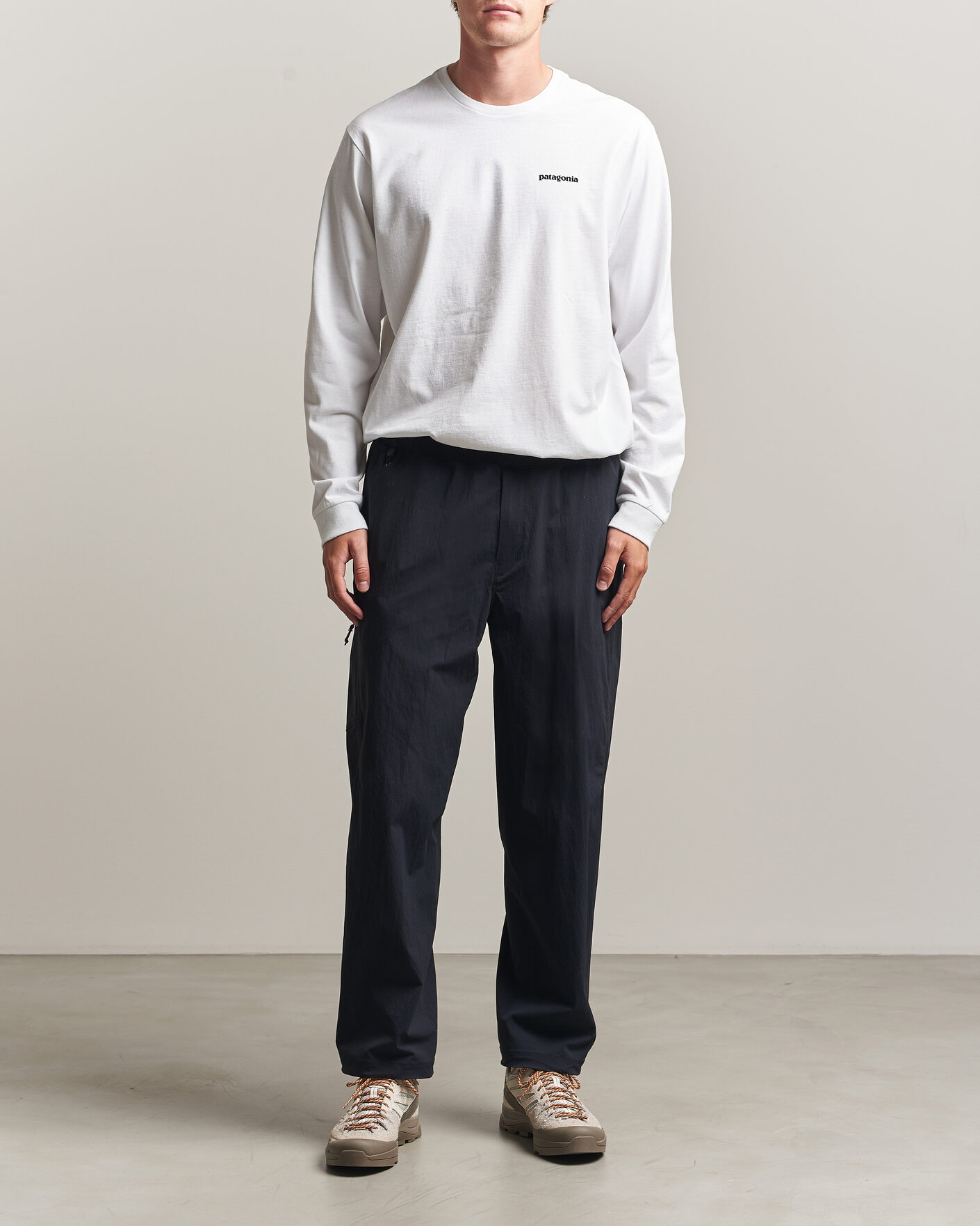 Heren | T-shirts | Patagonia | P-6 Logo Responsibili LS T-Shirt Fiber White
