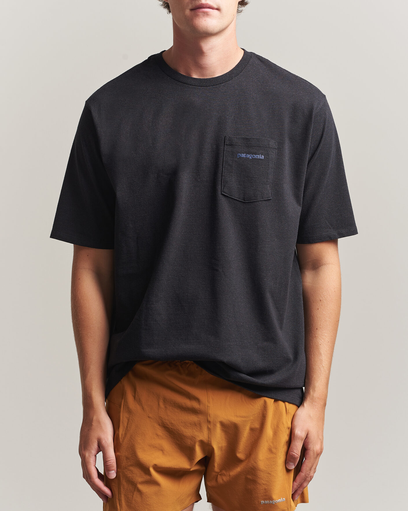 Heren | T-shirts | Patagonia | Boardshort Logo Pocket Responsibili T-Shirt Ink Black
