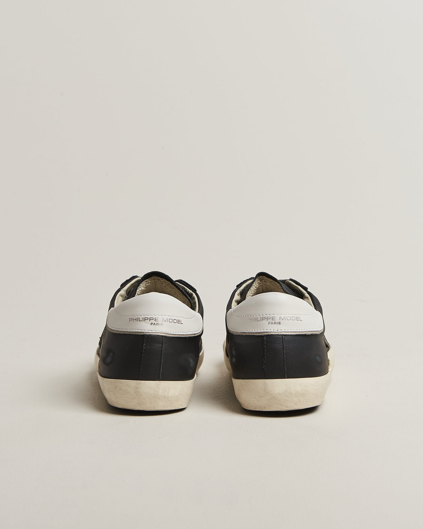 Heren | Sneakers | Philippe Model | PRSX Low Top Suede Sneaker Black/White