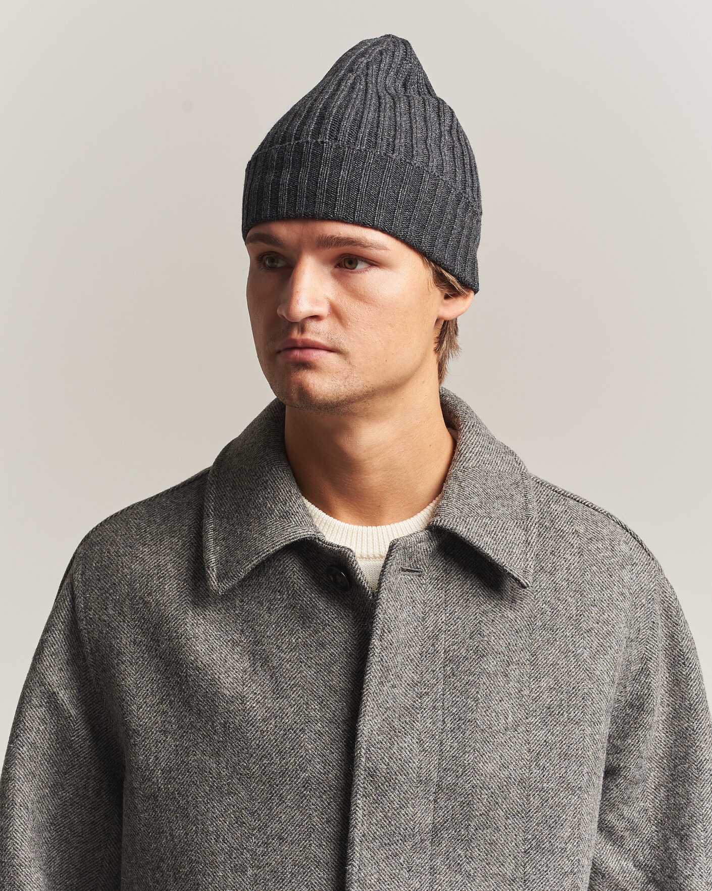 Heren | Mutsen | Piacenza Cashmere | Ribbed Cashmere Beanie Charcoal