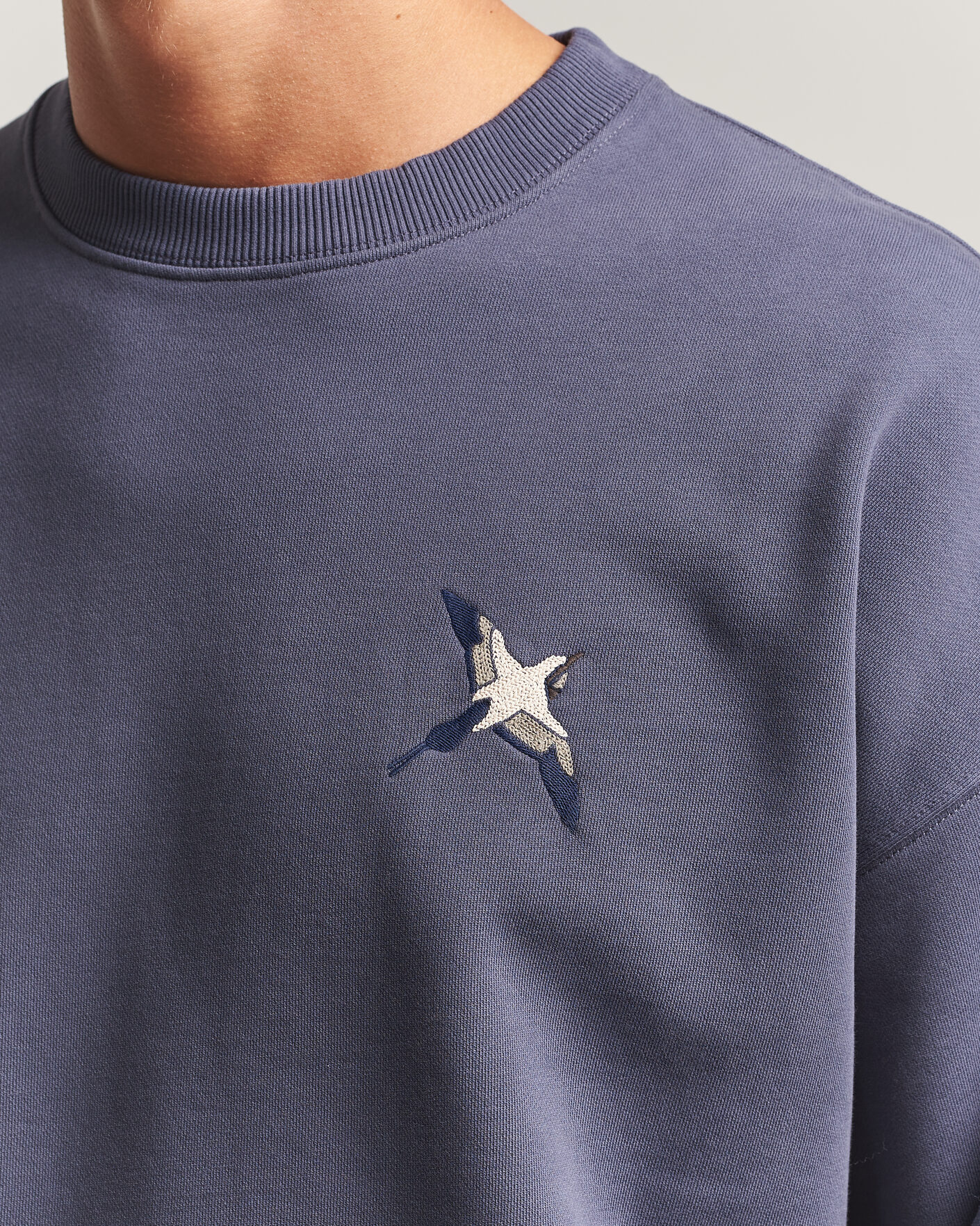 Heren | Truien | Axel Arigato | Micro Bee Bird Sweatshirt Smoke Grey