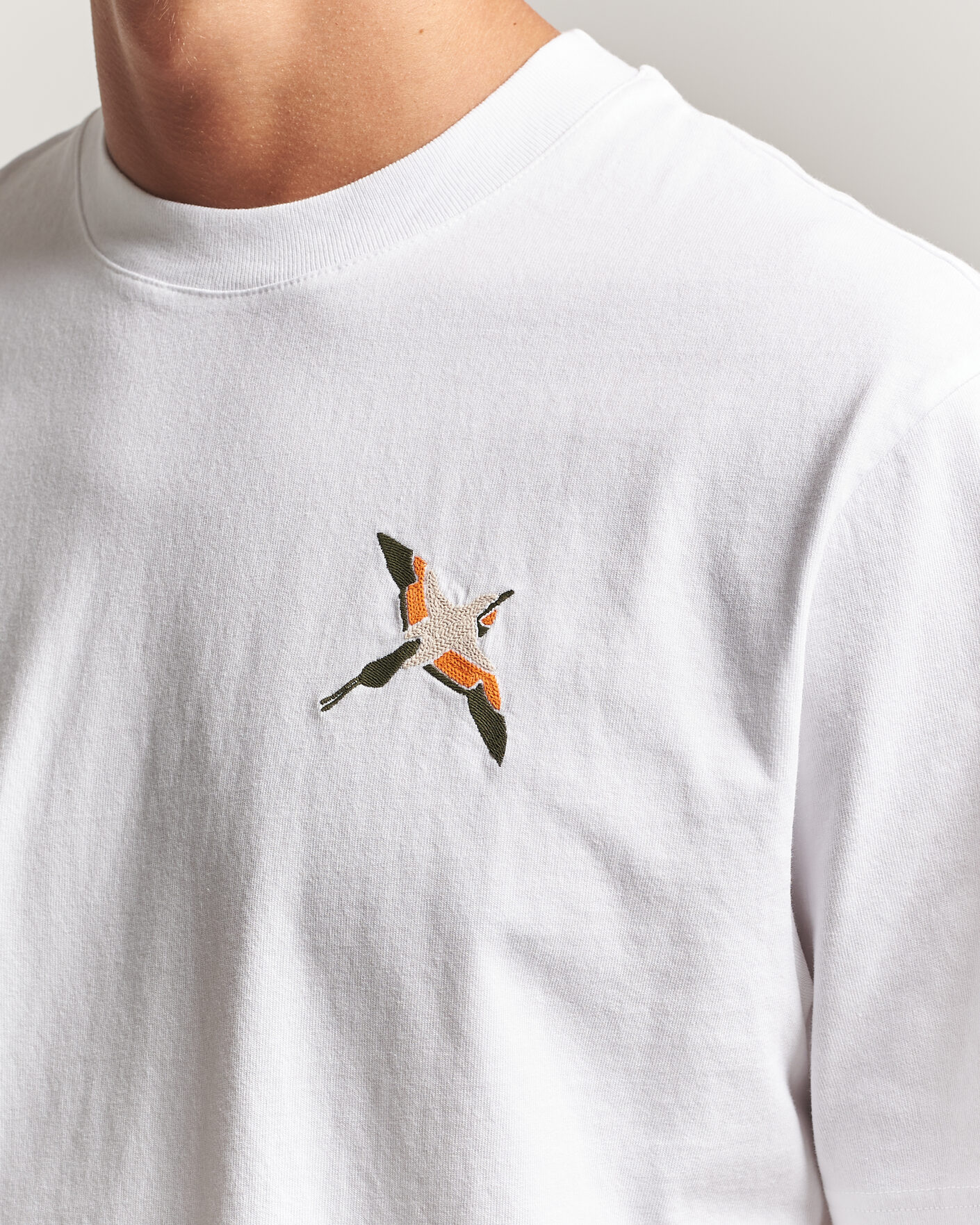 Heren | T-shirts | Axel Arigato | Micro Bee Birt T-Shirt White