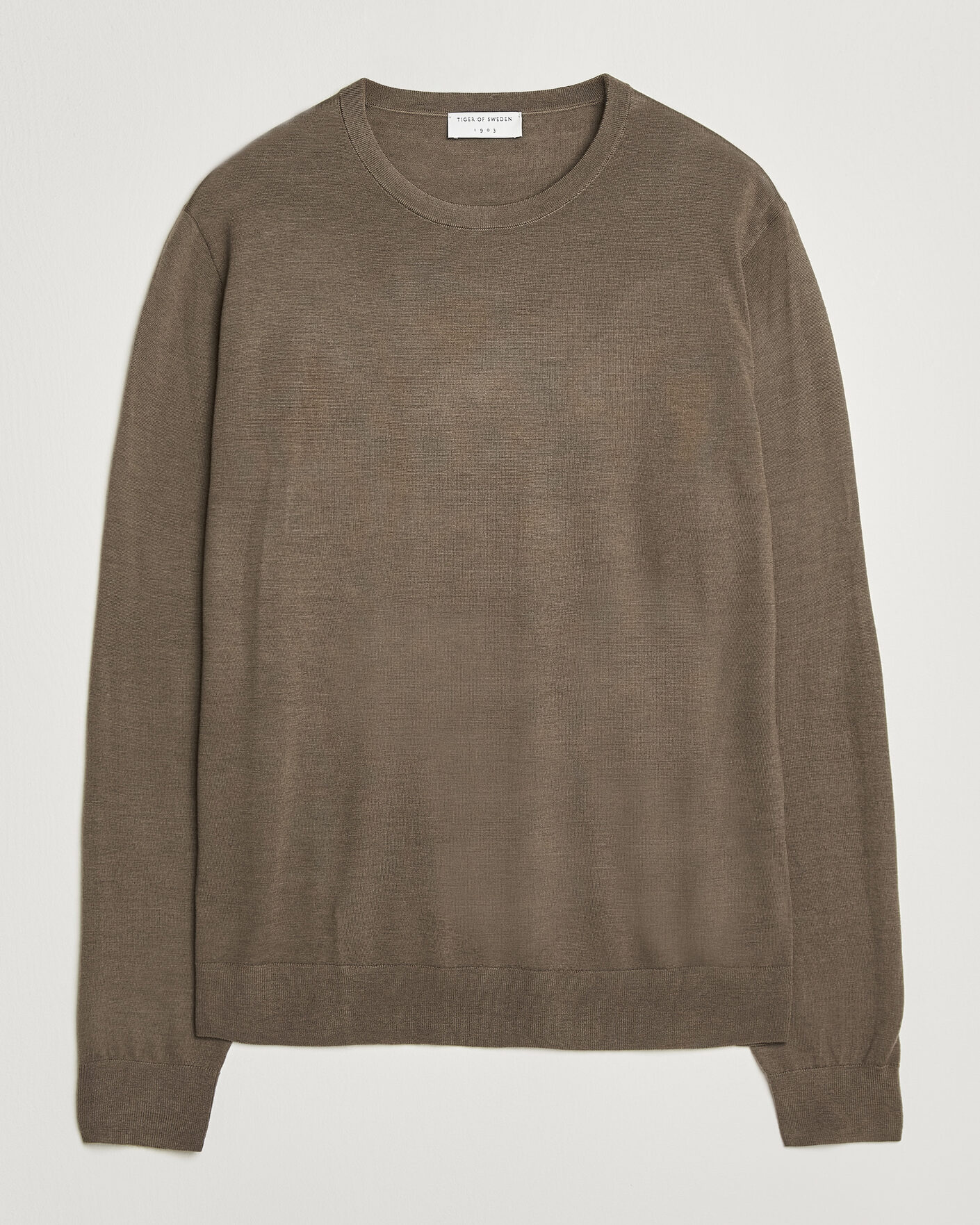 Heren | Truien | Tiger of Sweden | Connor Extra Fine Merino Crew Neck Pullover Aged Timber