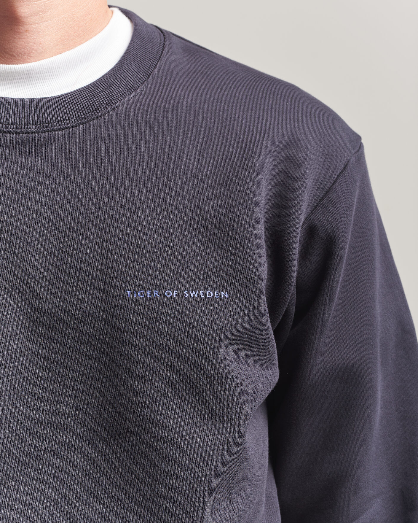 Heren | Truien | Tiger of Sweden | Emerson Crew Neck Sweatshirt Light Ink