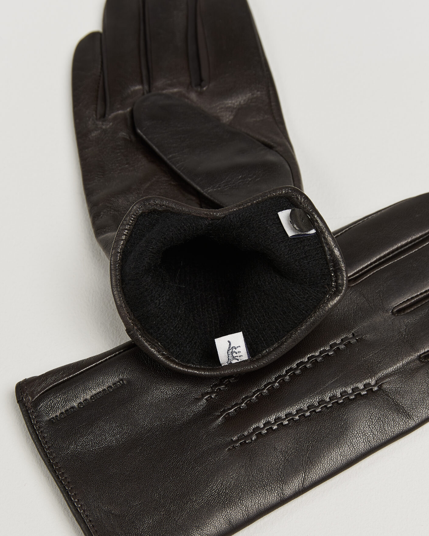 Heren | Handschoenen | Tiger of Sweden | Garvin Leather Gloves Espresso