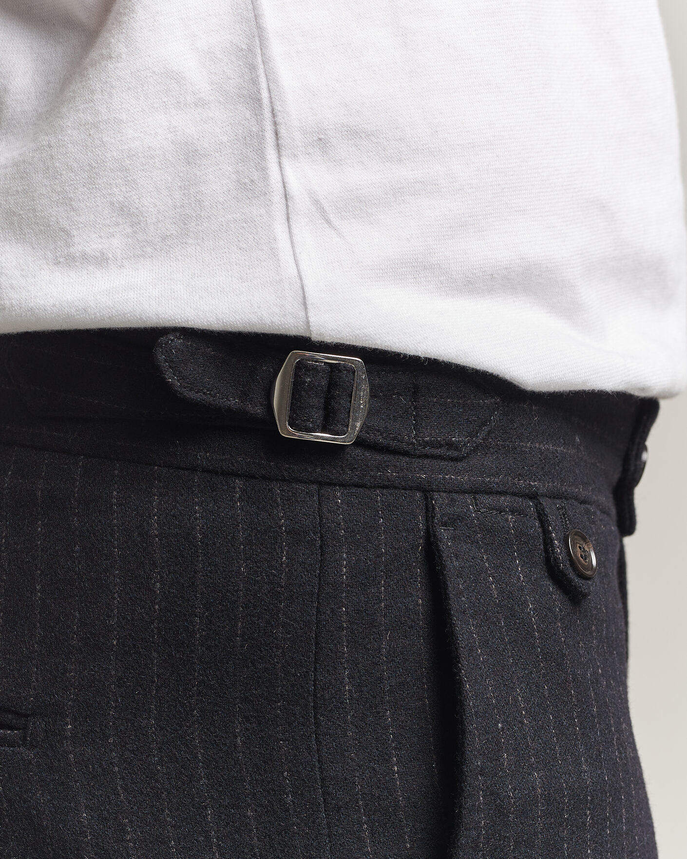 Heren | Broeken | Tiger of Sweden | Tense Wool Pleated Pinstriped Trousers Blue Function