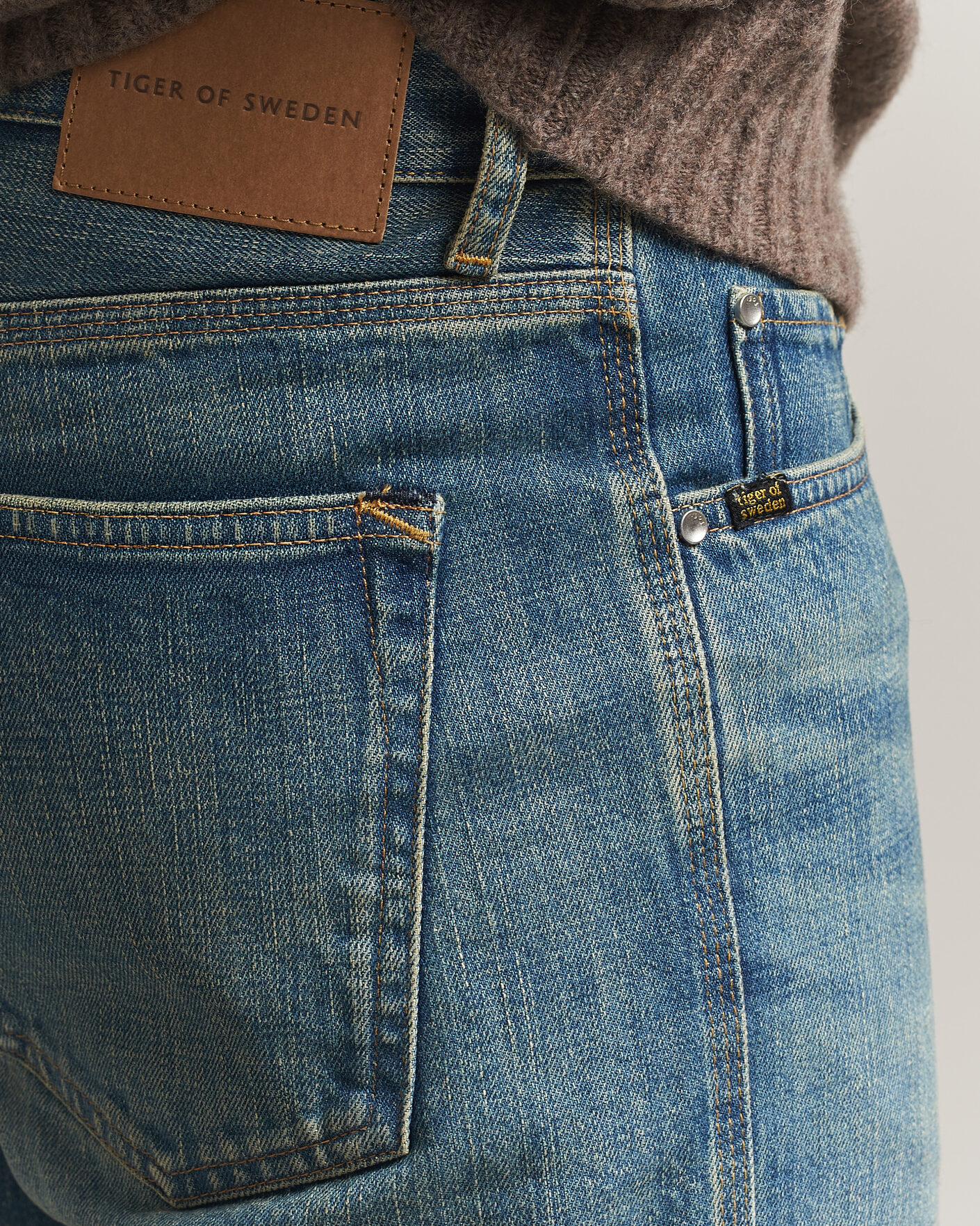 Heren | Jeans | Tiger of Sweden | Dash Jeans Medium Blue
