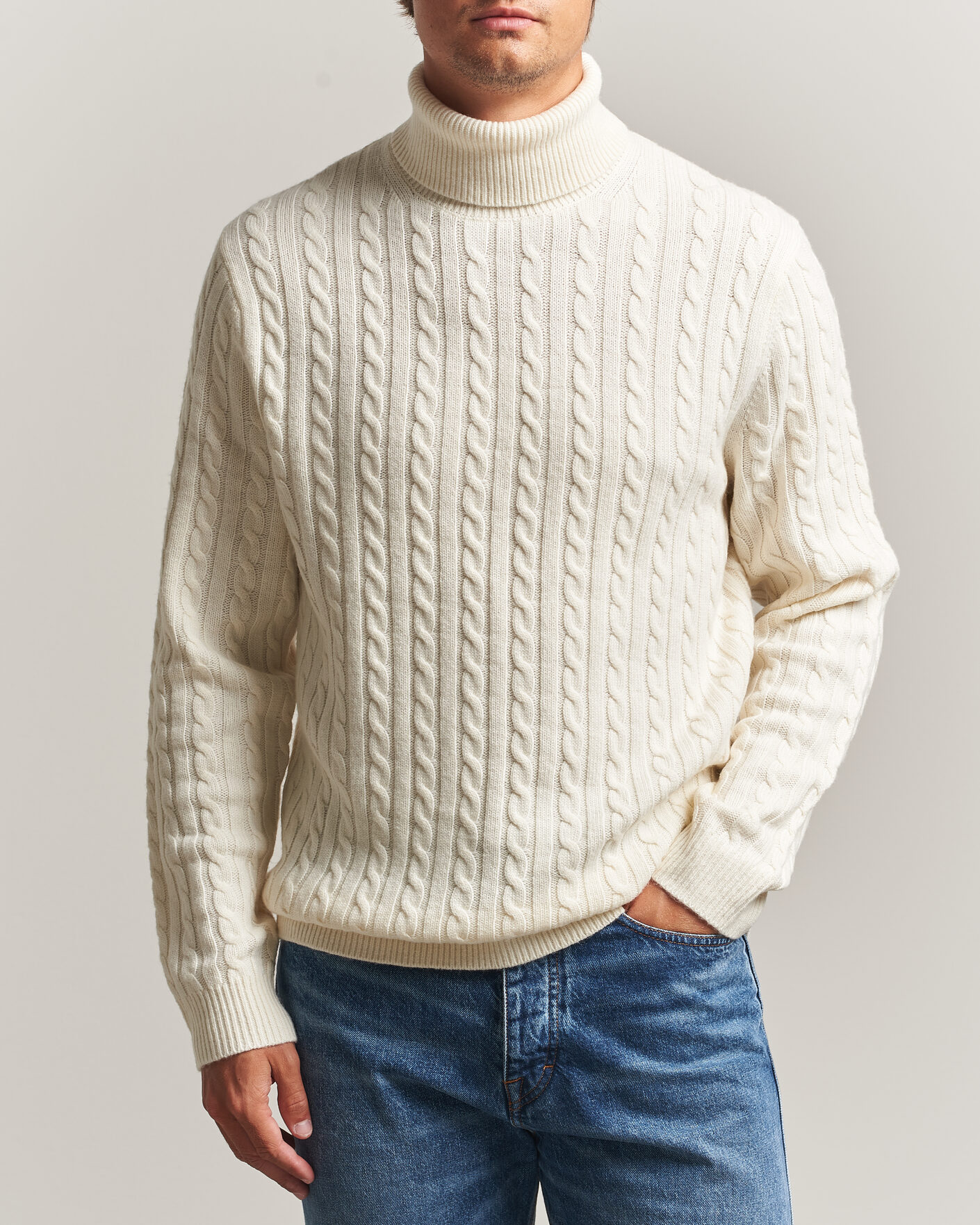 Heren | Truien | Tiger of Sweden | Wilde Wool/Cashmere Cable Turtleneck Porcelain Cream