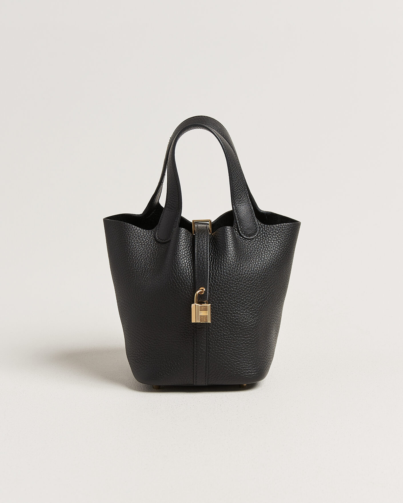 Heren | Pre-Owned & Vintage Bags | Hermès Pre-Owned | Picotin Lock 18 Black