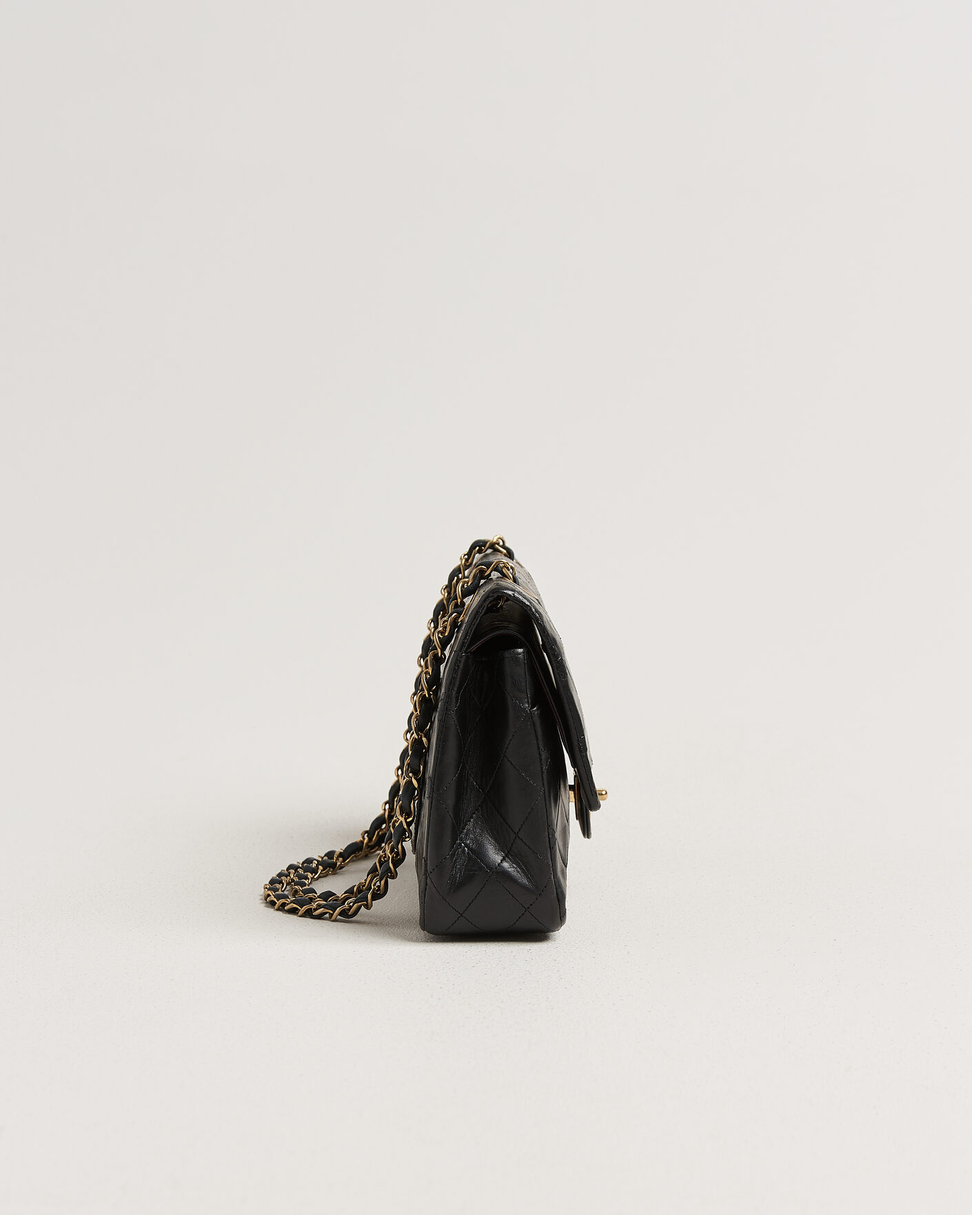 Heren | Pre-Owned & Vintage Bags | Chanel Pre-Owned | Classic Medium Double Flap Bag Lambskin Black