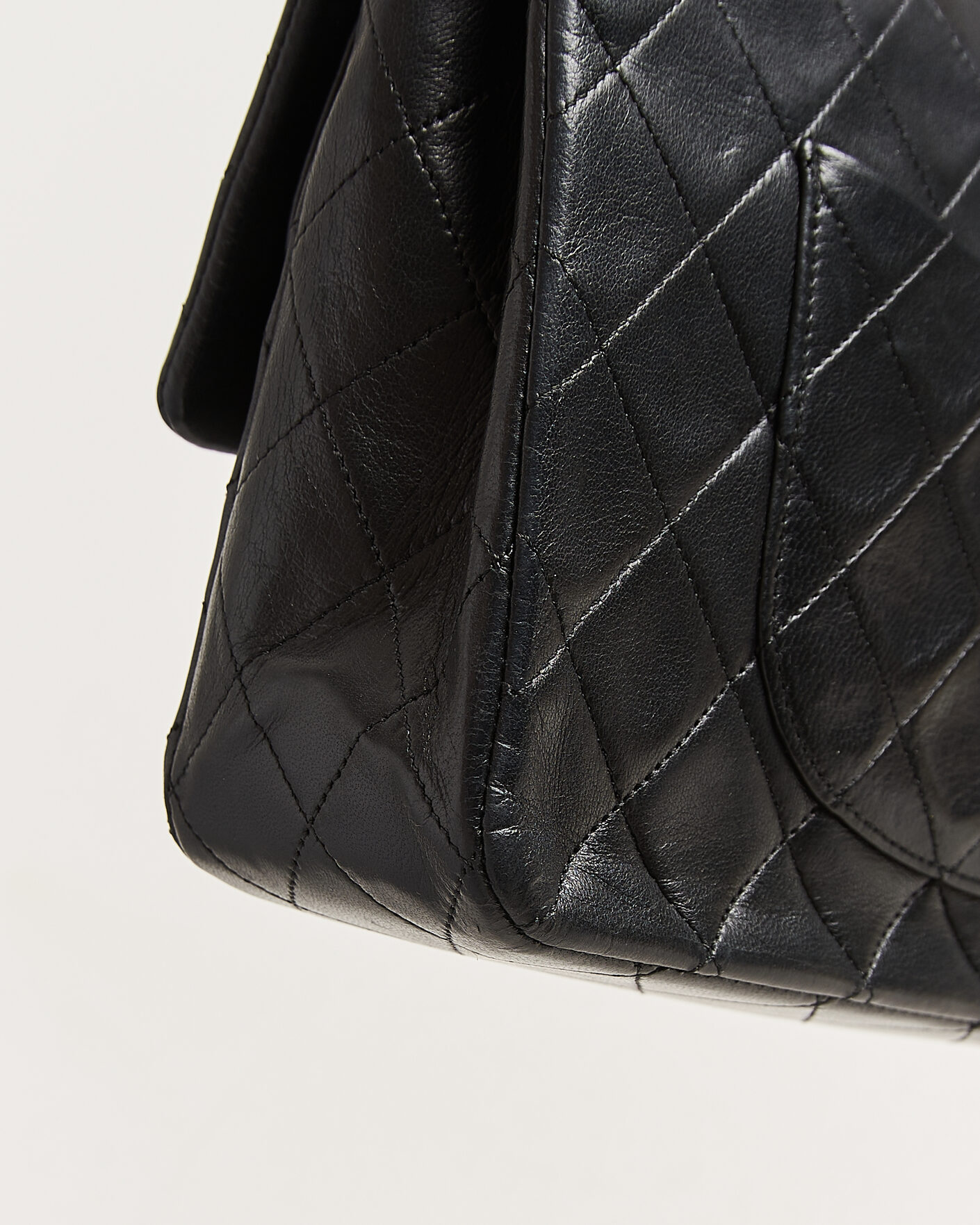 Heren | Pre-Owned & Vintage Bags | Chanel Pre-Owned | Classic Medium Double Flap Bag Lambskin Black