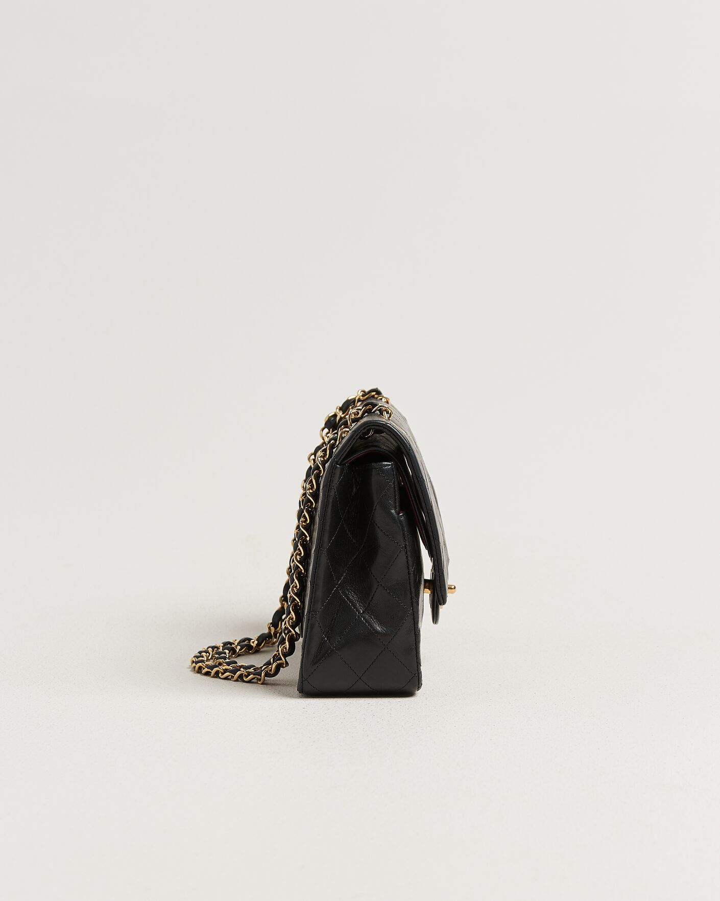 Heren | Chanel Pre-Owned Classic Medium Double Flap Bag Lambskin Black | Chanel Pre-Owned | Classic Medium Double Flap Bag Lambskin Black