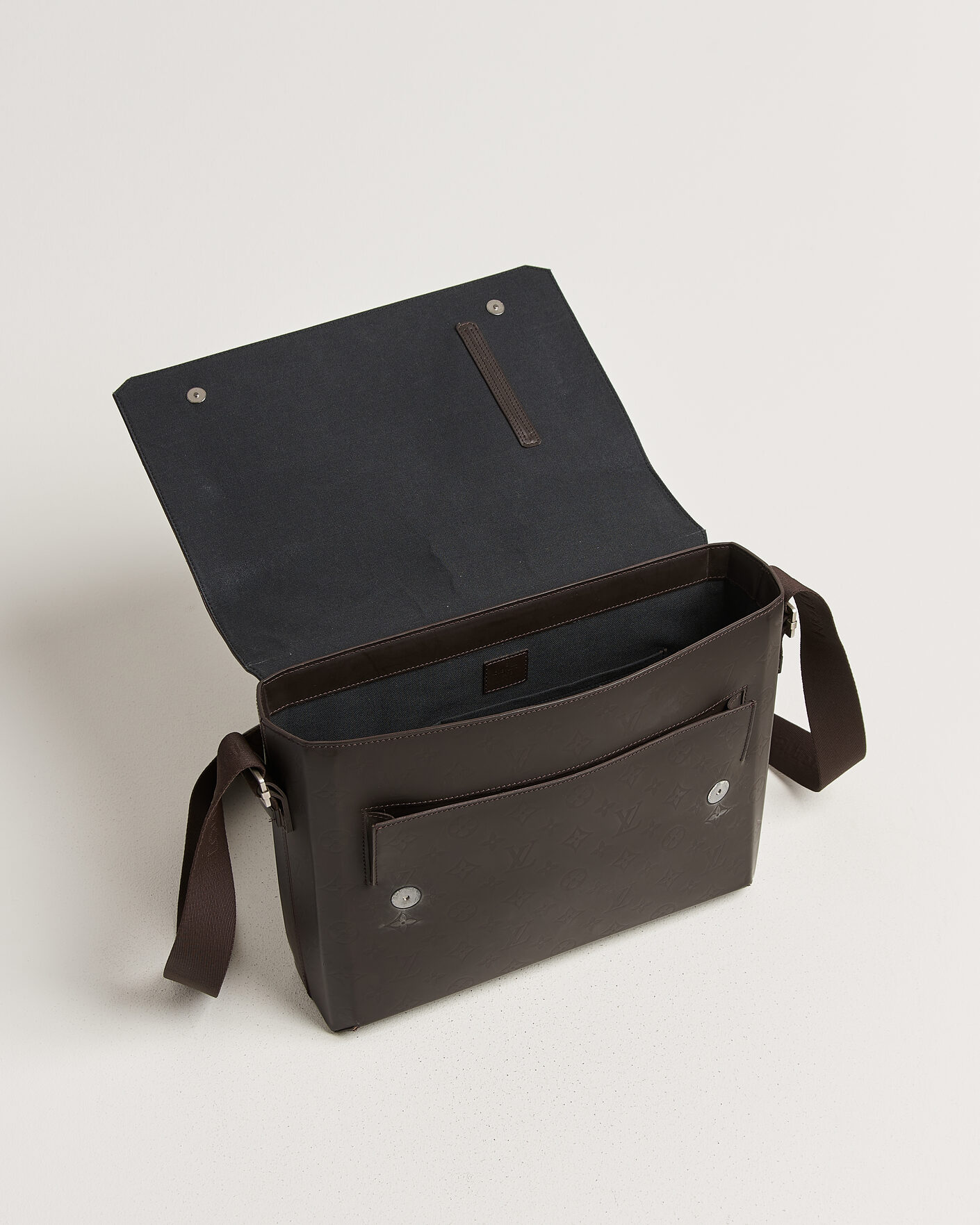 Heren | Pre-Owned & Vintage Bags | Louis Vuitton Pre-Owned | Messenger Bag Monogram Glace Bobby Brown
