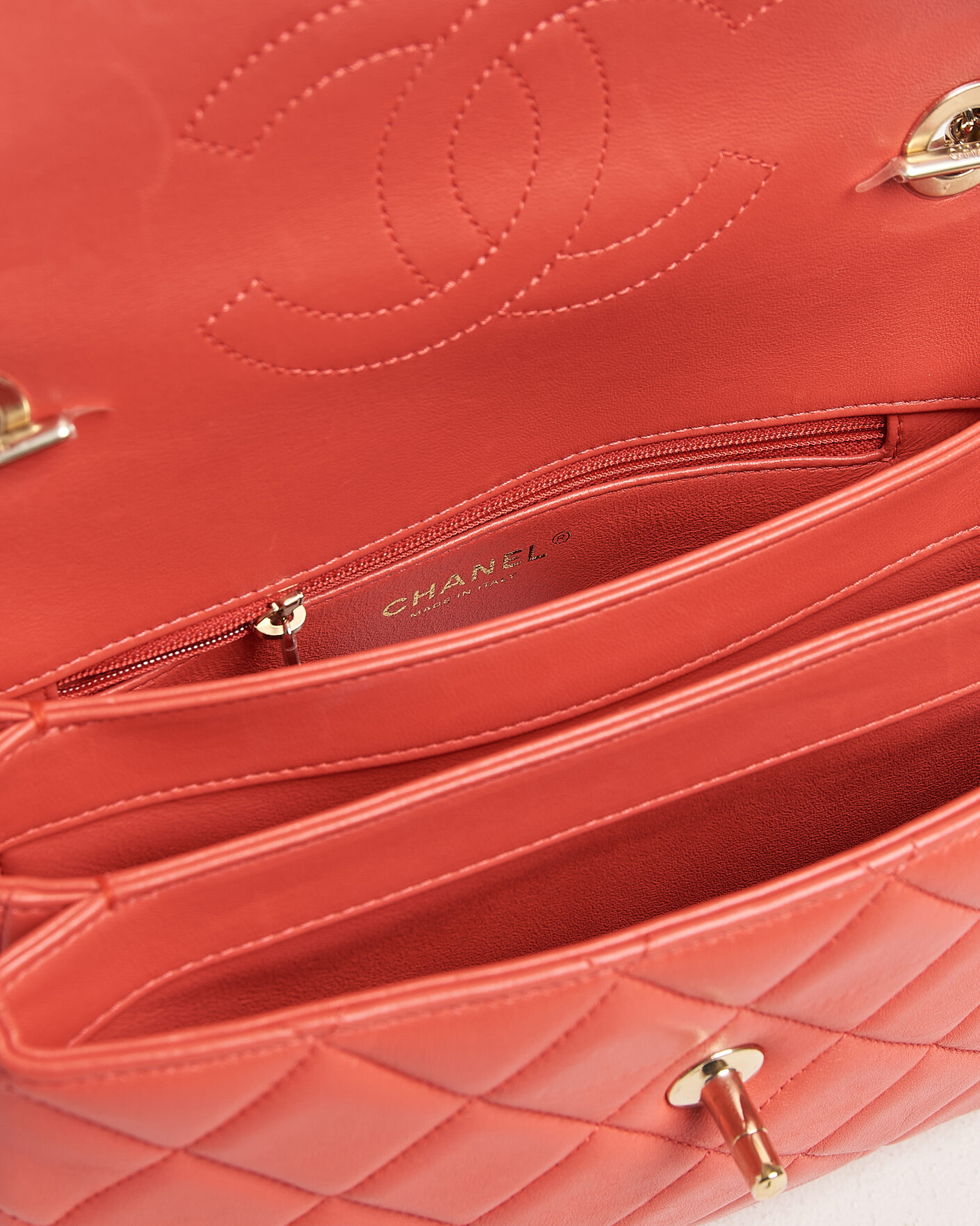 Heren | Pre-Owned & Vintage Bags | Chanel Pre-Owned | Trendy CC Top Handle Bag Coral