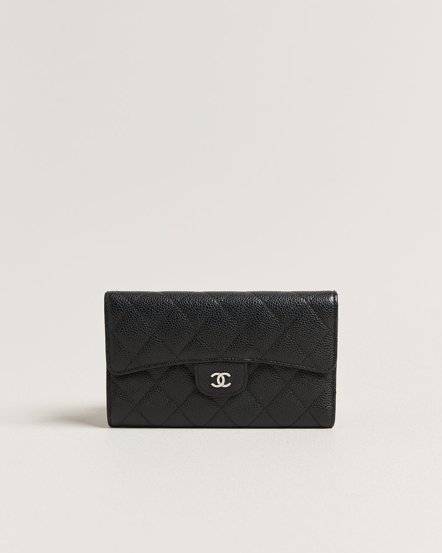 Heren | Pre-Owned & Vintage Bags | Chanel Pre-Owned | Classic Trifold Flap Wallet Caviar Leather Black