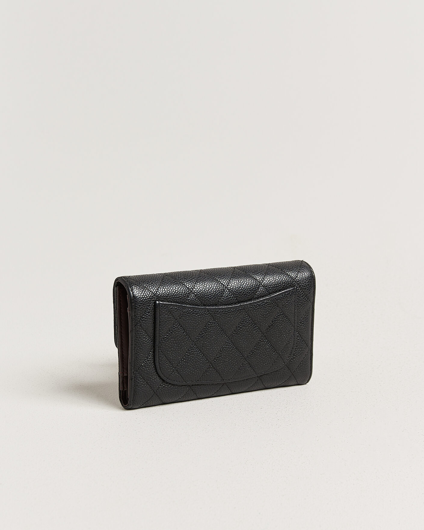Heren | Pre-Owned & Vintage Bags | Chanel Pre-Owned | Classic Trifold Flap Wallet Caviar Leather Black