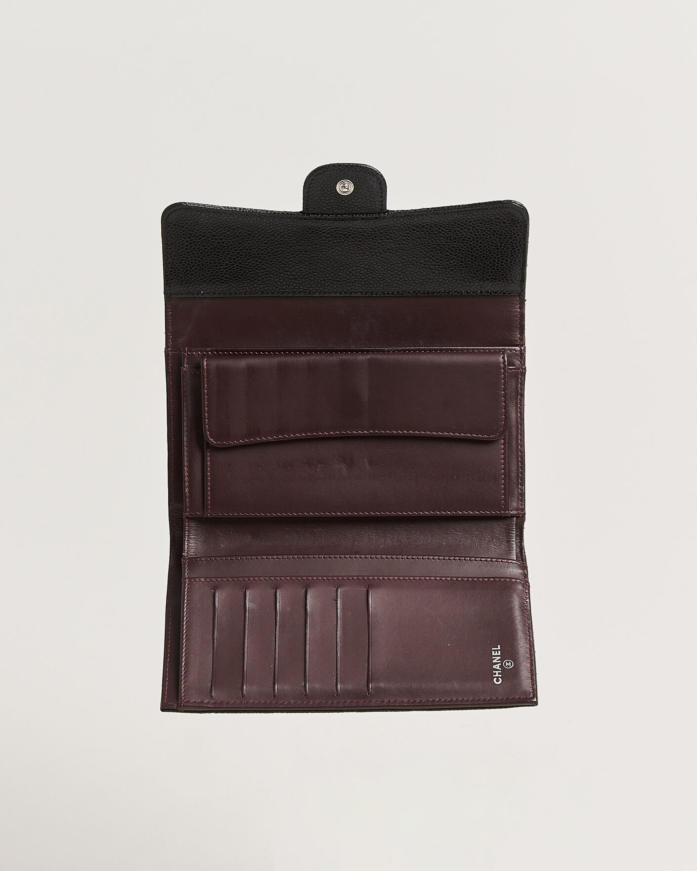 Heren | Pre-Owned & Vintage Bags | Chanel Pre-Owned | Classic Trifold Flap Wallet Caviar Leather Black