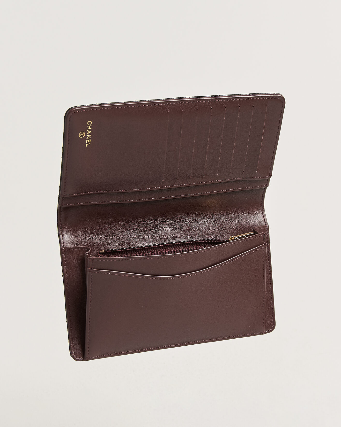 Heren | Pre-Owned & Vintage Bags | Chanel Pre-Owned | Classic Bifold Wallet Caviar Leather Black