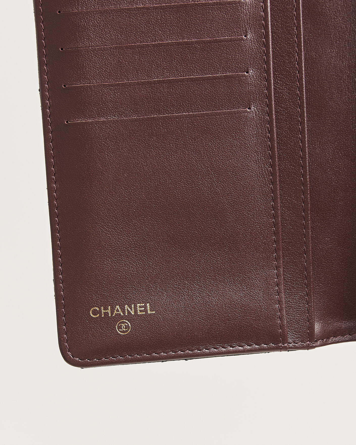 Heren | Pre-Owned & Vintage Bags | Chanel Pre-Owned | Classic Bifold Wallet Caviar Leather Black