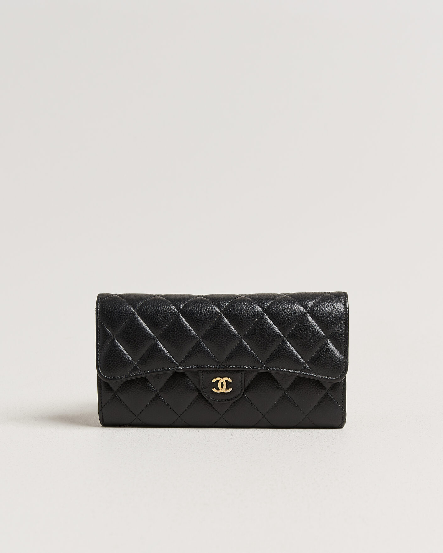 Heren | Pre-Owned & Vintage Bags | Chanel Pre-Owned | Classic  Long Flap Wallet Caviar Leather Black