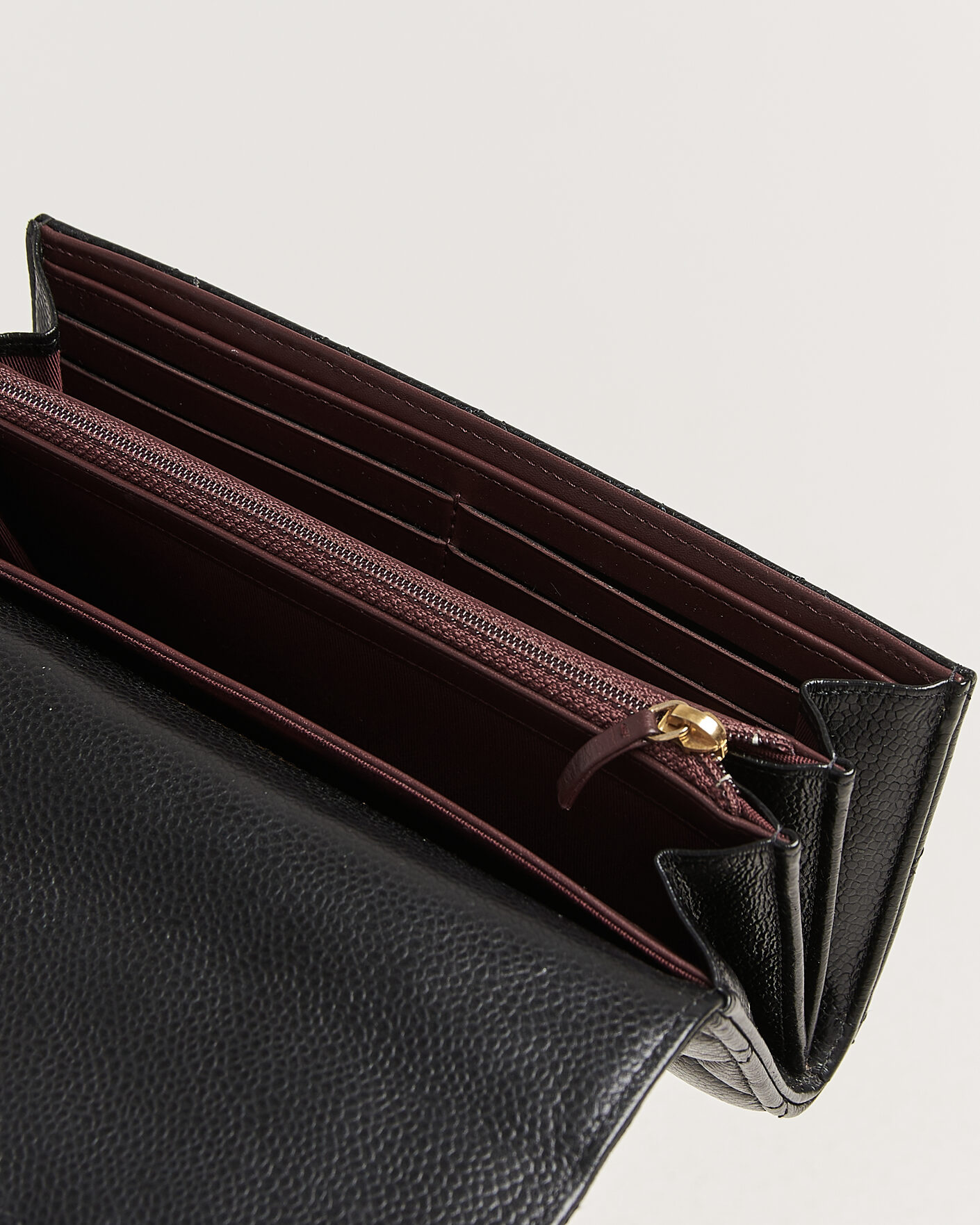 Heren | Pre-Owned & Vintage Bags | Chanel Pre-Owned | Classic  Long Flap Wallet Caviar Leather Black