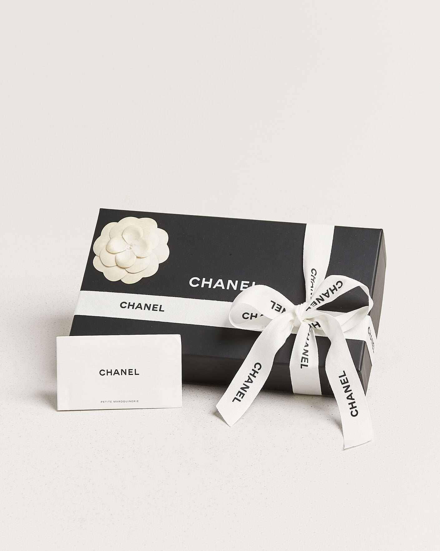 Heren | Pre-Owned & Vintage Bags | Chanel Pre-Owned | Classic  Long Flap Wallet Caviar Leather Black