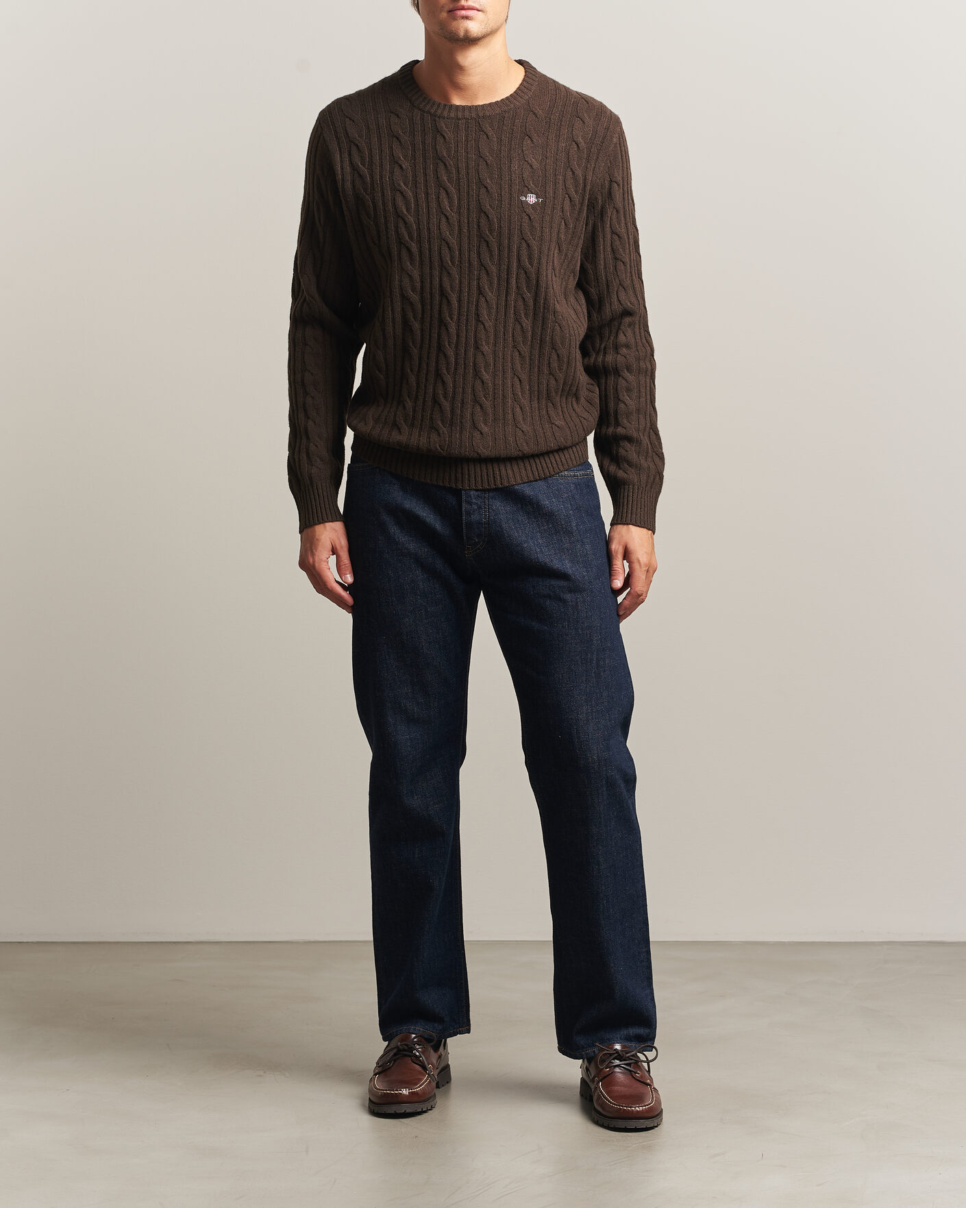 Heren | Truien | Gant | Lambswool Cable Crew Neck Black Brown