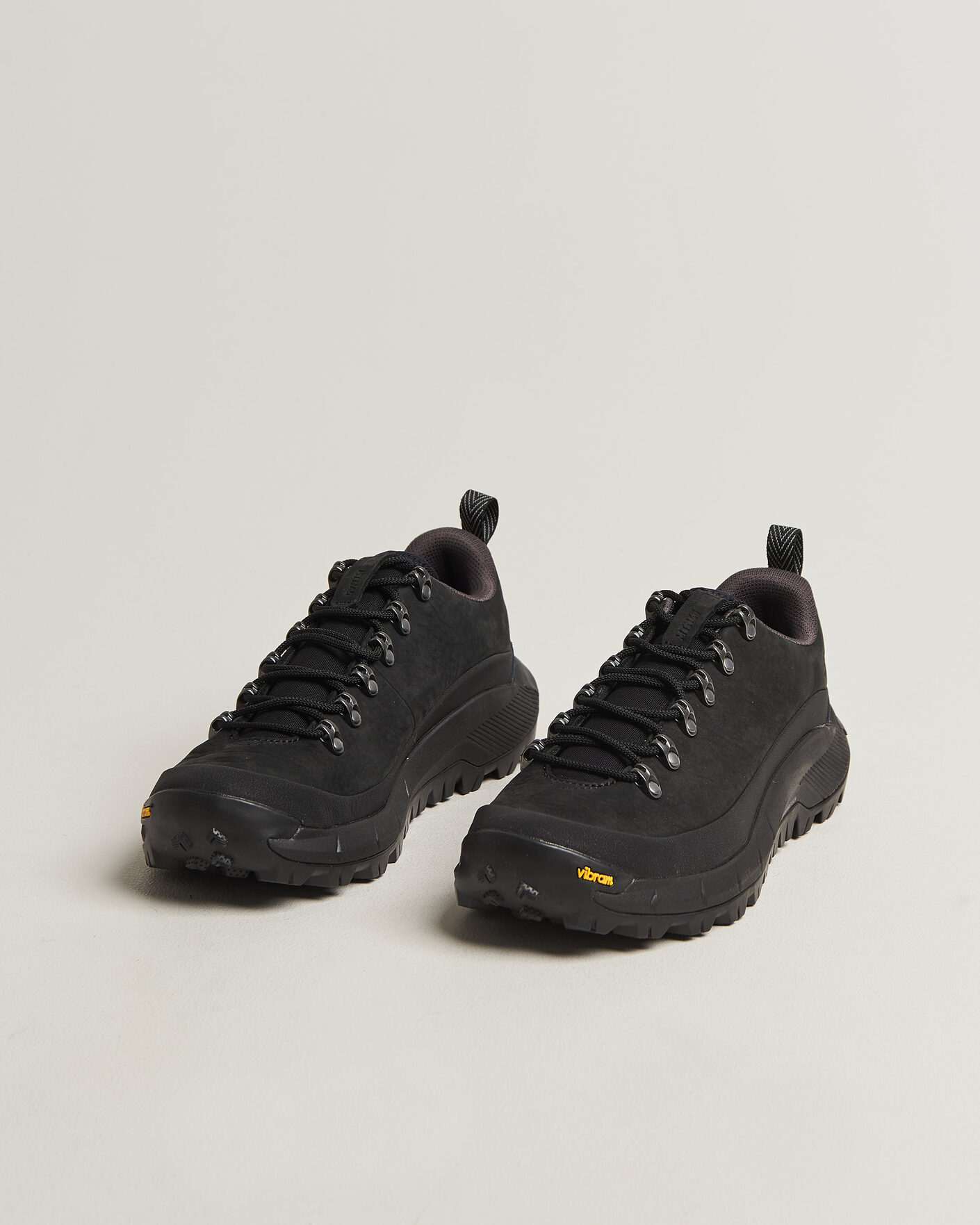 Heren | Wandel schoenen | Danner | MTN45 Nubuck GORE-TEX Trail Shoe Black