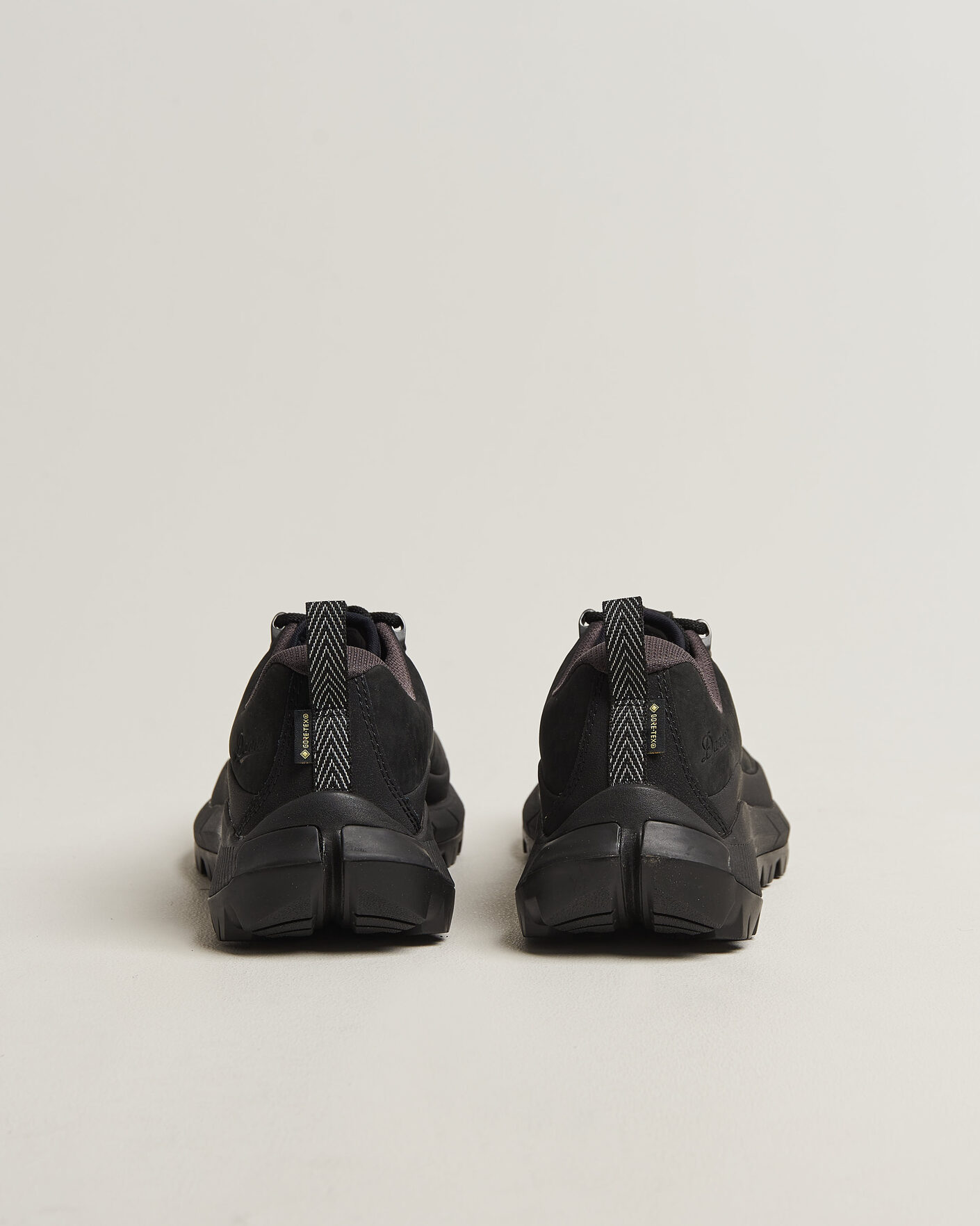 Heren | Wandel schoenen | Danner | MTN45 Nubuck GORE-TEX Trail Shoe Black