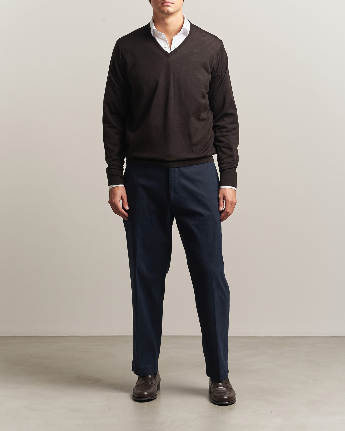 Heren | Truien | John Smedley | Bobby Extra Fine Merino V-Neck Pullover Faulkner Brown