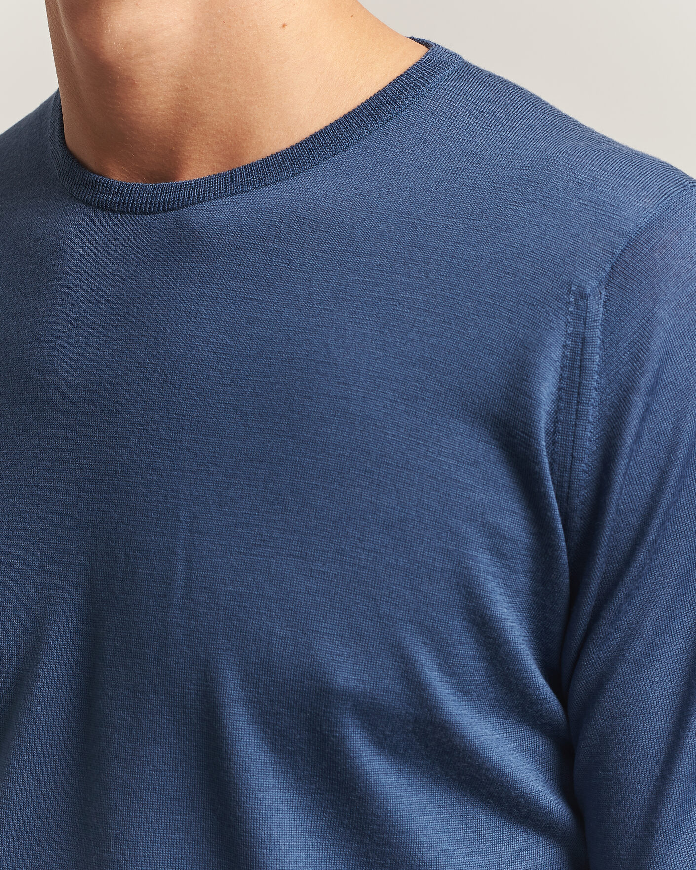 Heren | Truien | John Smedley | Lundy Extra Fine Merino Crew Neck Teal Firth
