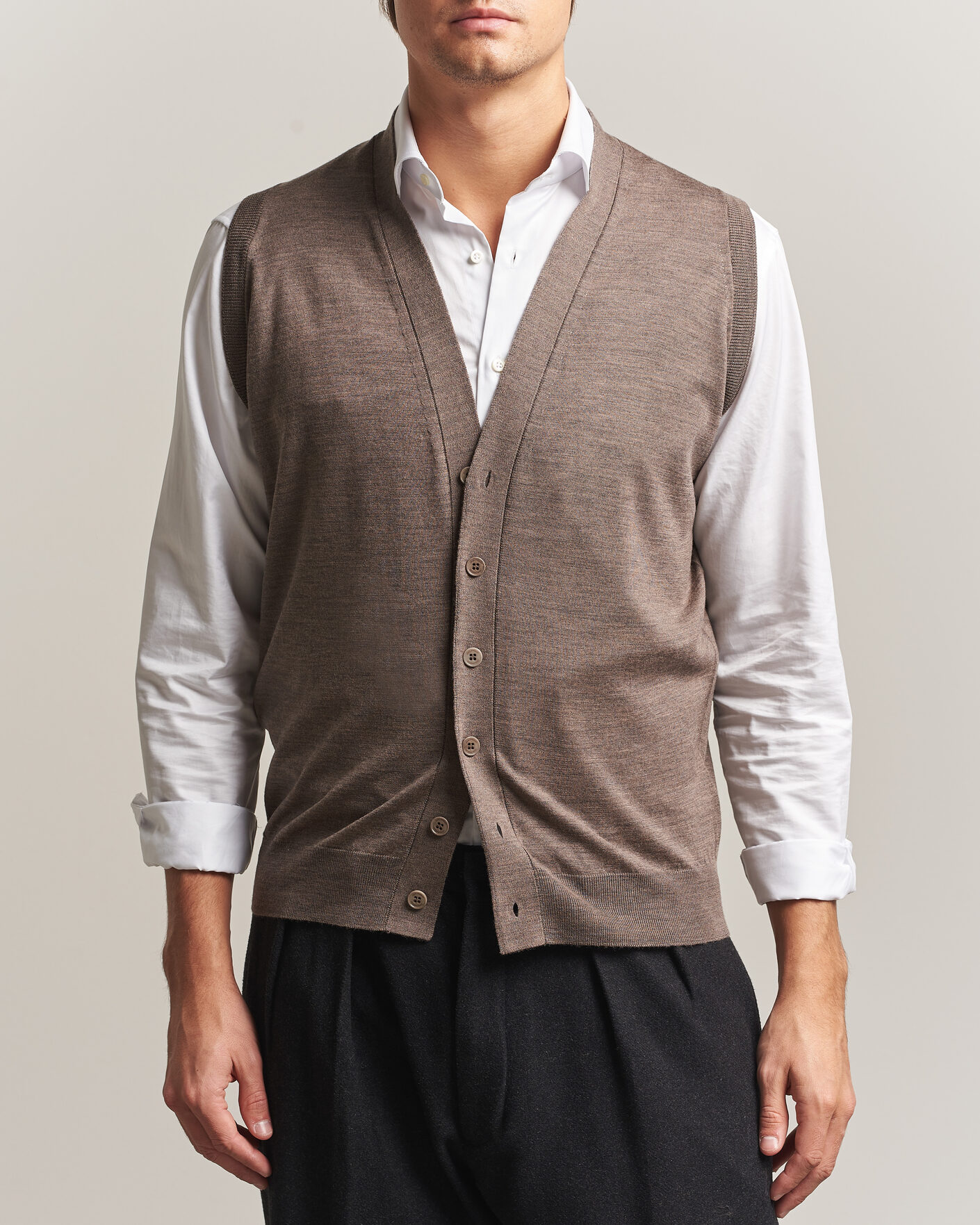 Heren | Truien | John Smedley | Bolton Extra Fine Merino Waistcoat Mushroom Brown