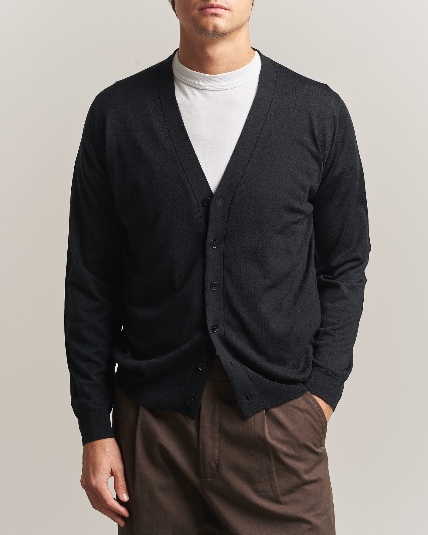 Heren | Truien | John Smedley | Bradrick Extra Fine Merino Cardigan Black