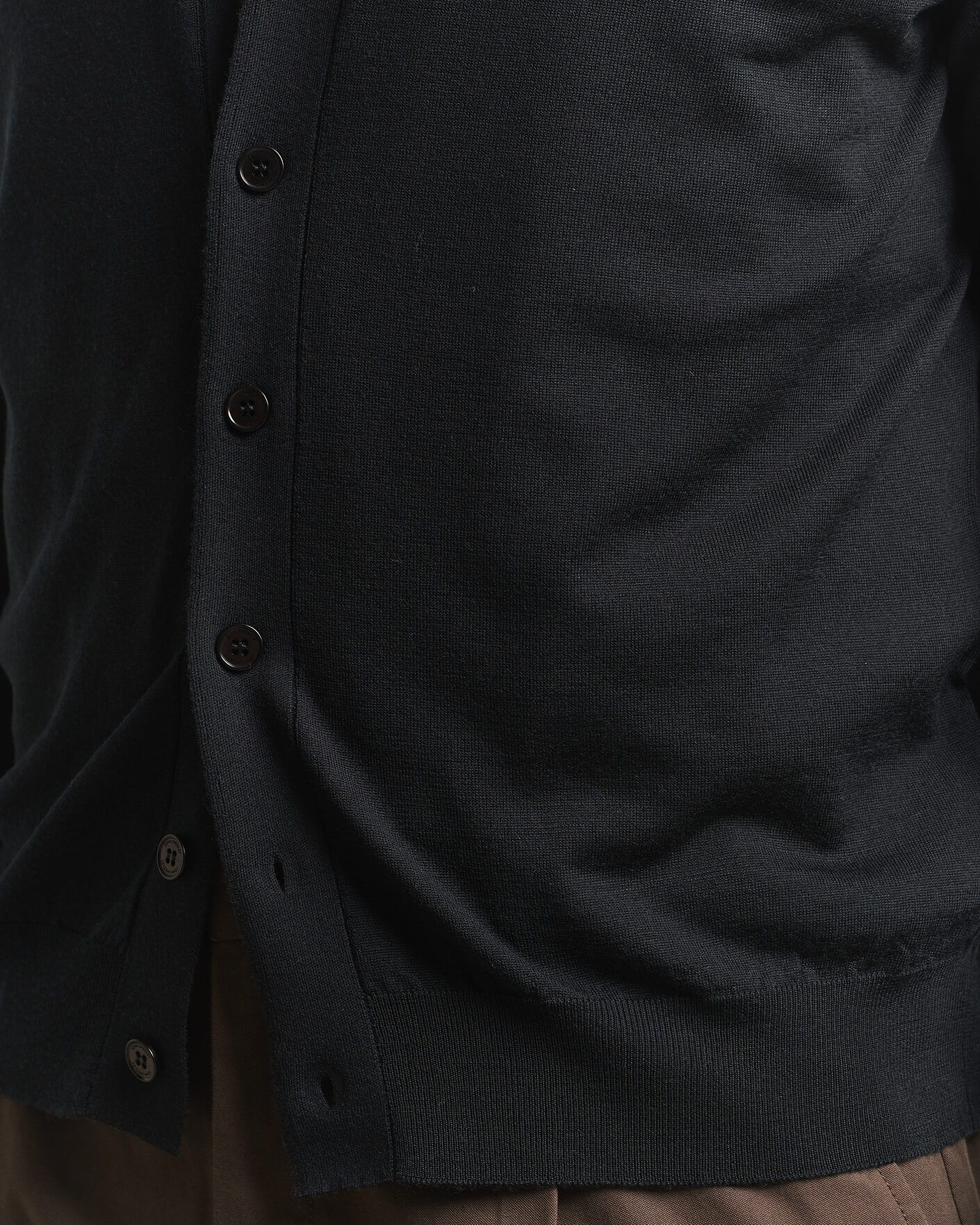 Heren | Truien | John Smedley | Bradrick Extra Fine Merino Cardigan Black