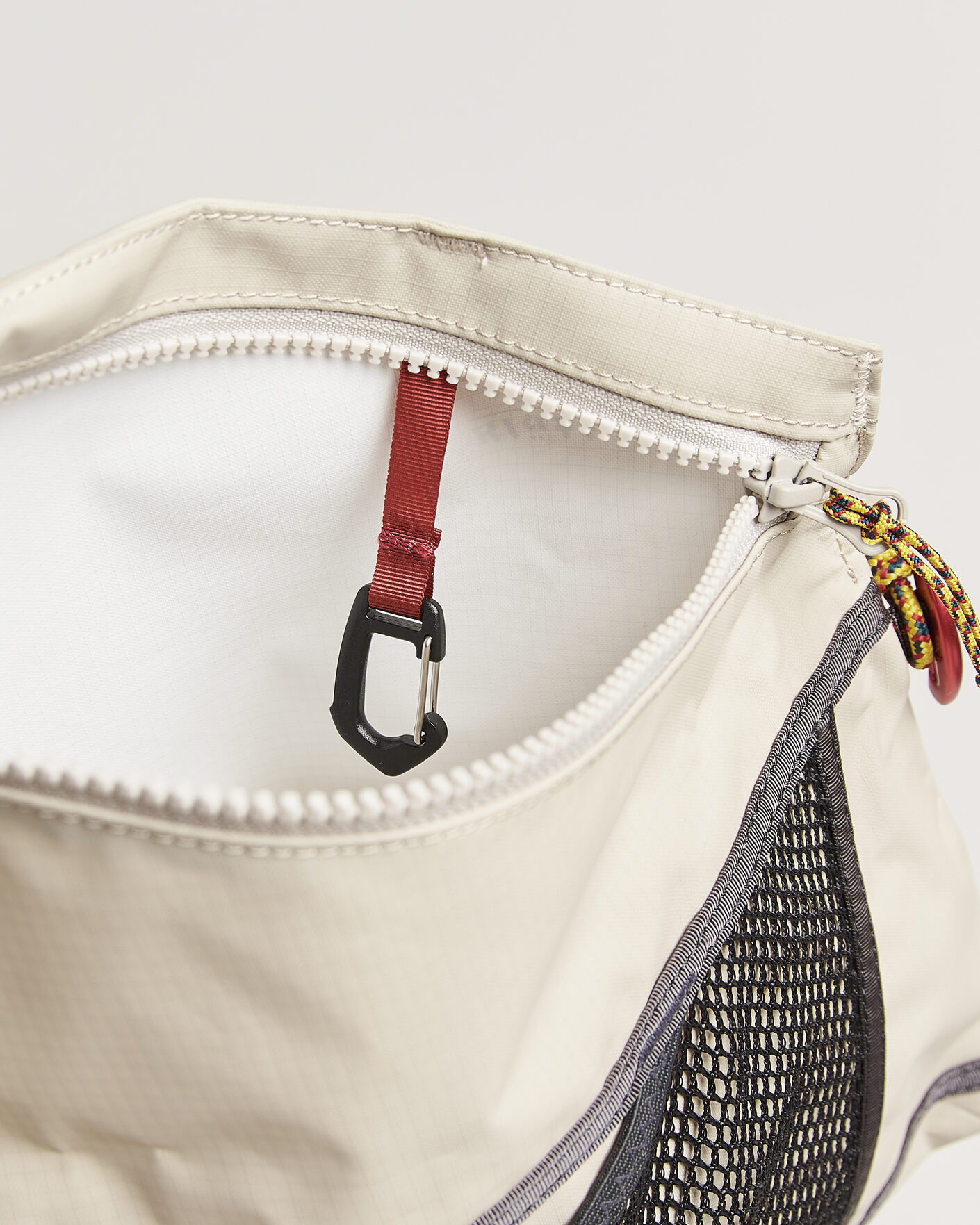 Heren | Tassen | Klättermusen | Hrid WP 3L Accessory Bag Silver Creme