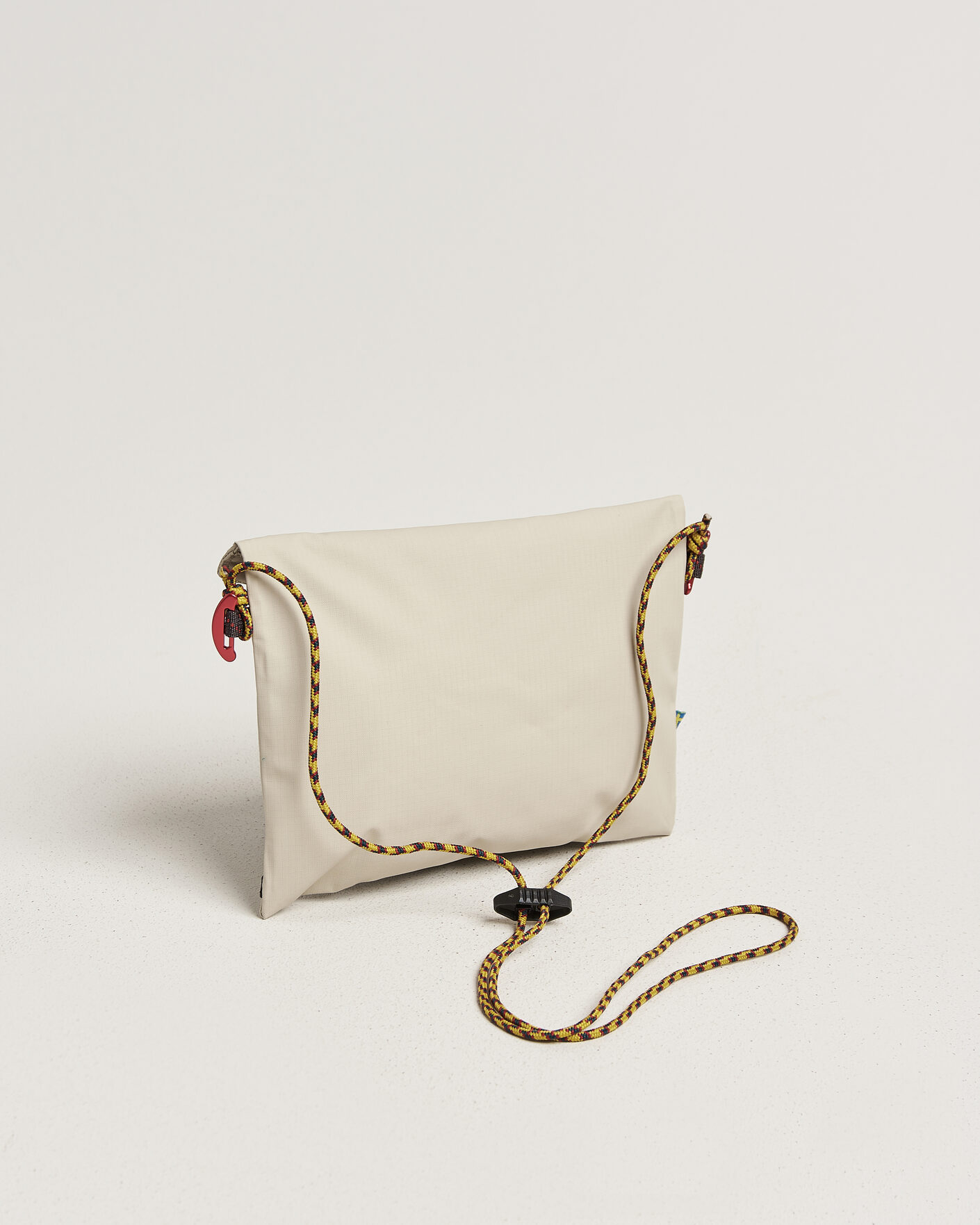 Heren | Tassen | Klättermusen | Hrid WP 1,5L Accessory Bag Silver Creme